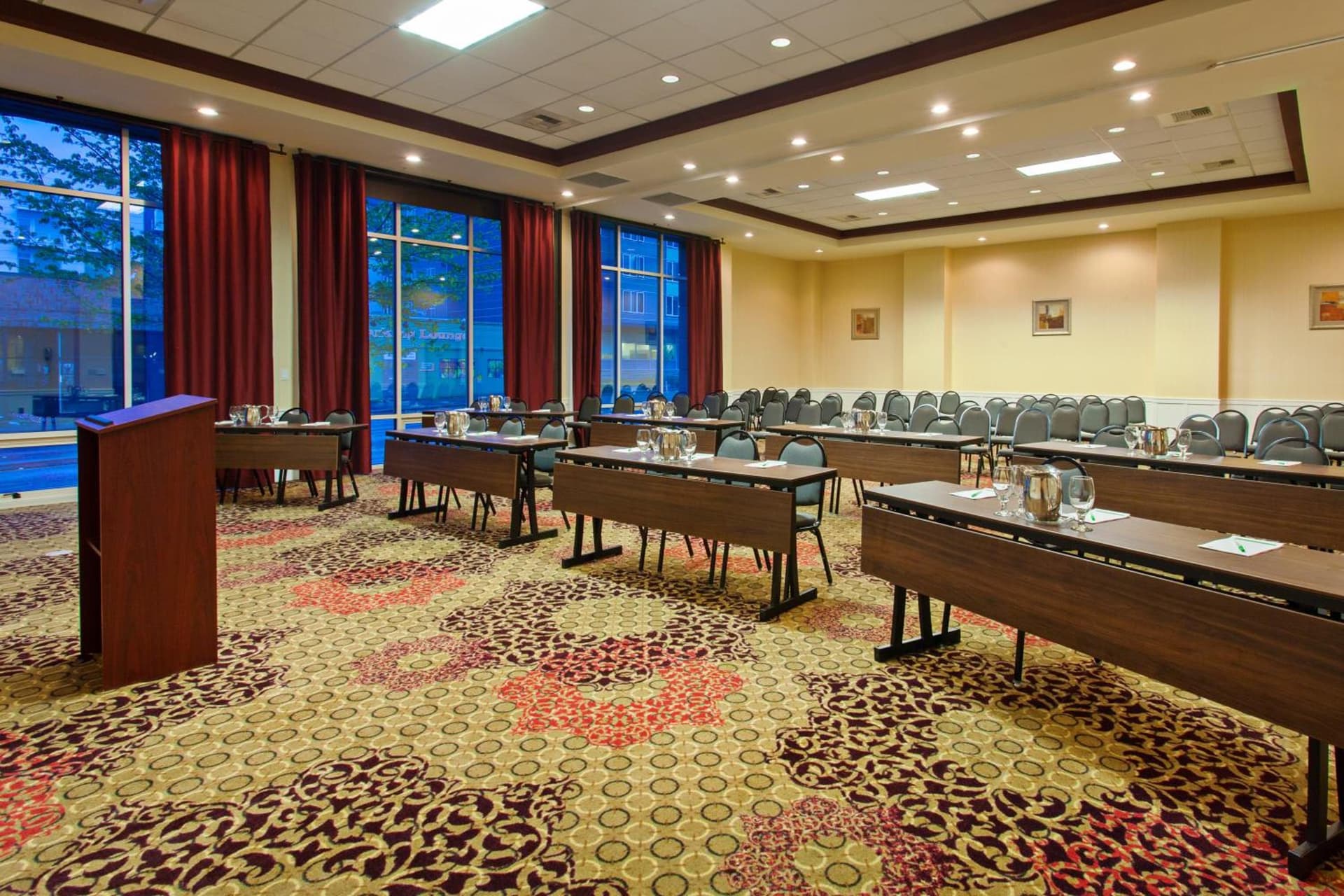 Holiday Inn Express & Suites Seattle Downtown - Lake Union by IHG gallery photo in Seattle, WA — image 25