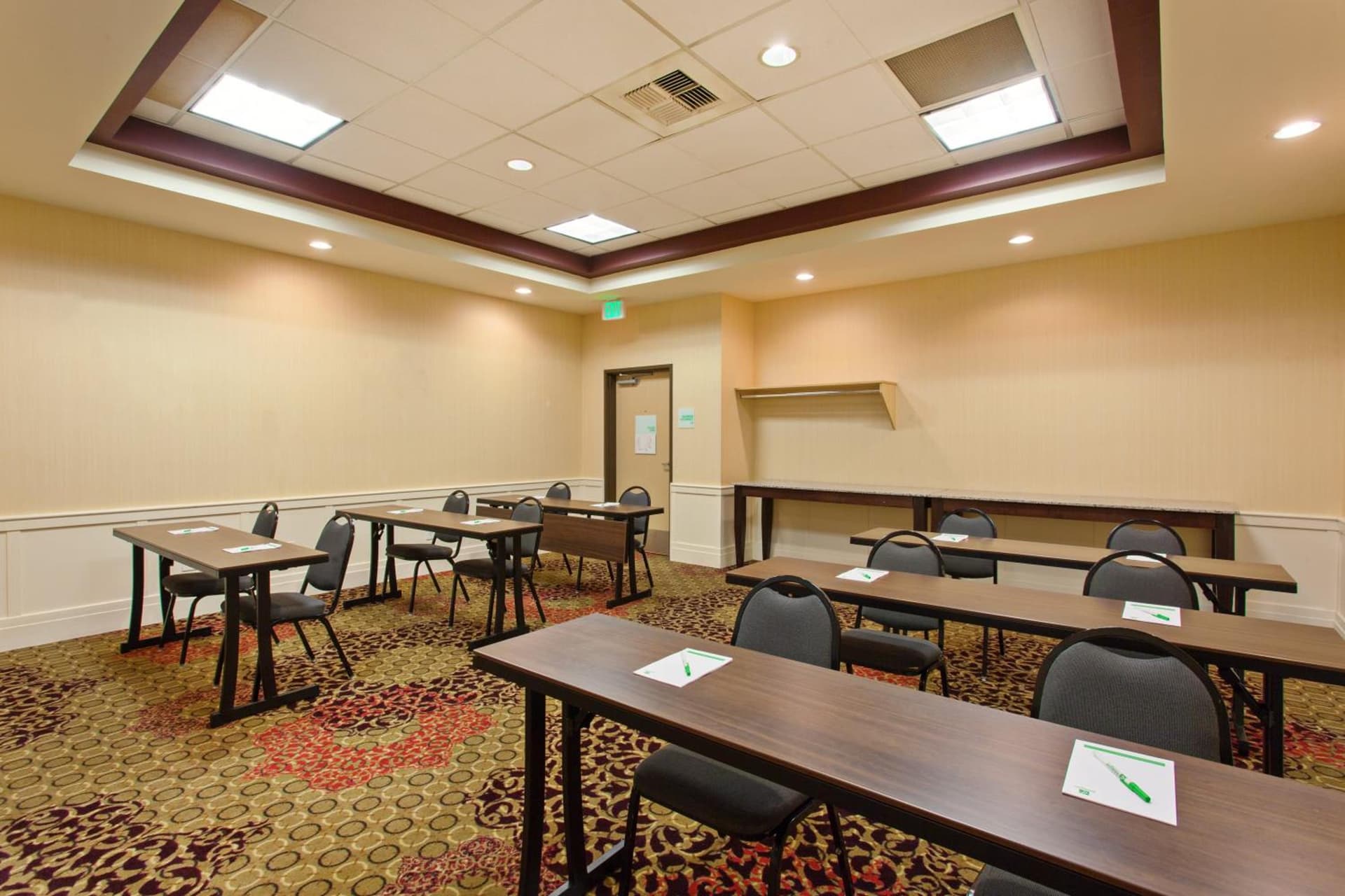 Holiday Inn Express & Suites Seattle Downtown - Lake Union by IHG gallery photo in Seattle, WA — image 28