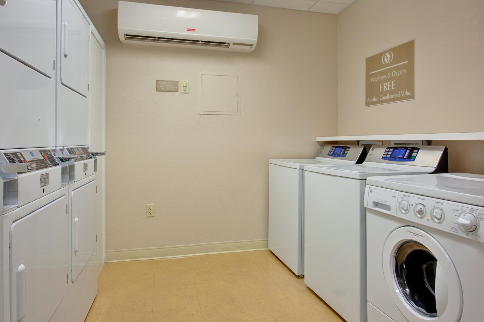 Candlewood Suites Nogales by IHG interior in Nogales, AZ — gallery photo 2