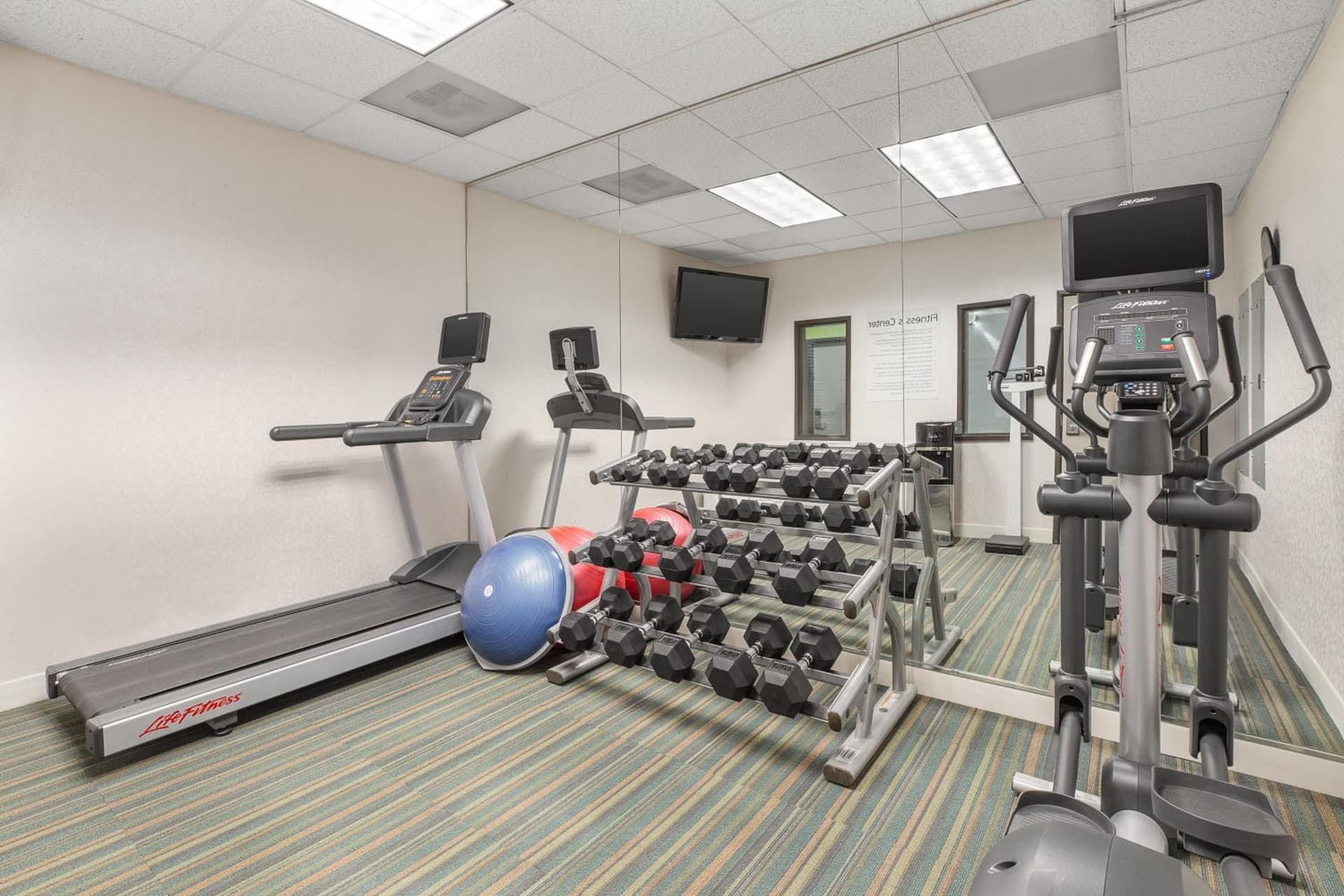 Holiday Inn Express & Suites Tacoma by IHG gallery photo in Tacoma, WA — image 21