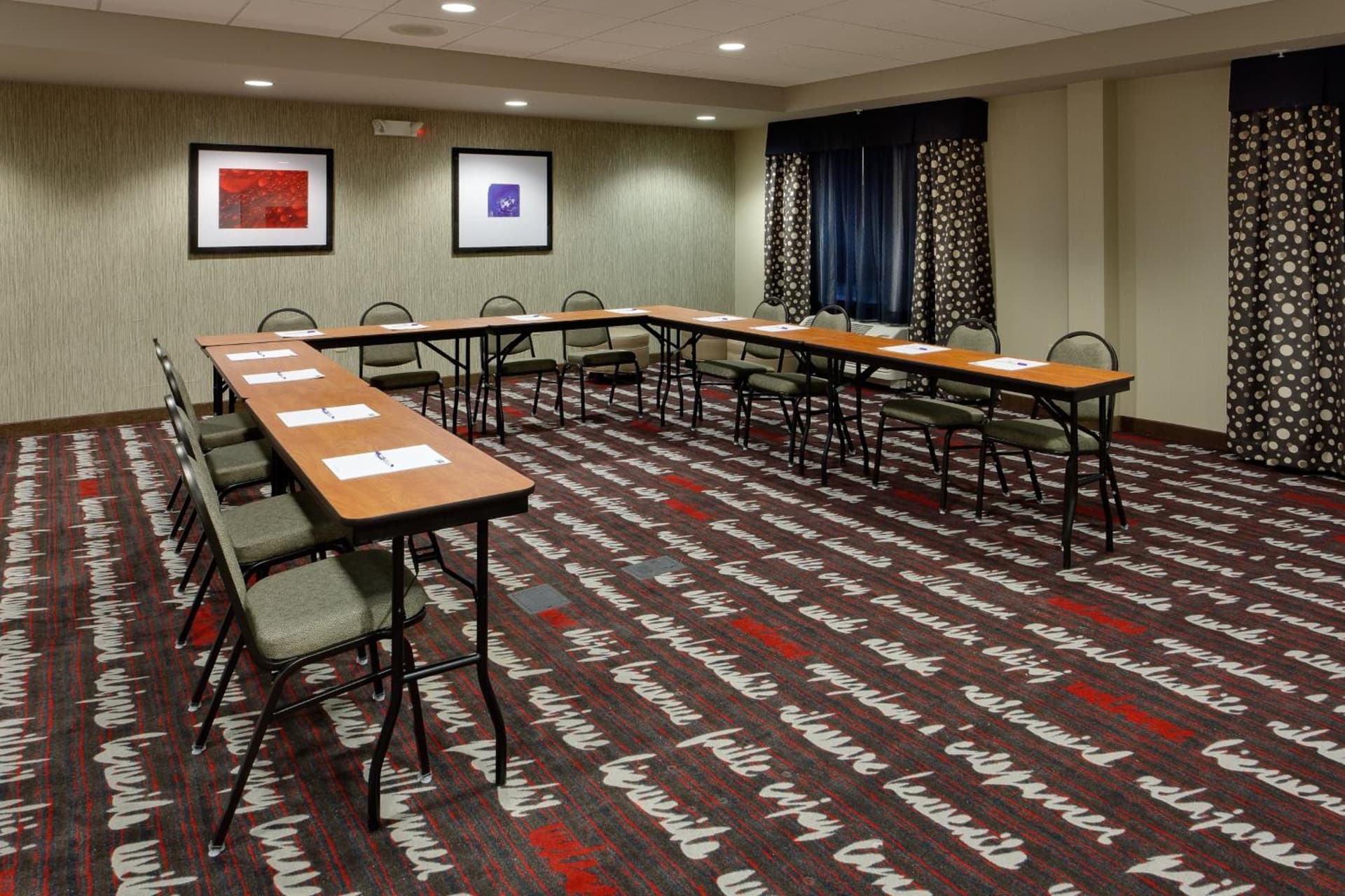 Holiday Inn Express & Suites Northeast by IHG gallery photo in York, PA — image 31