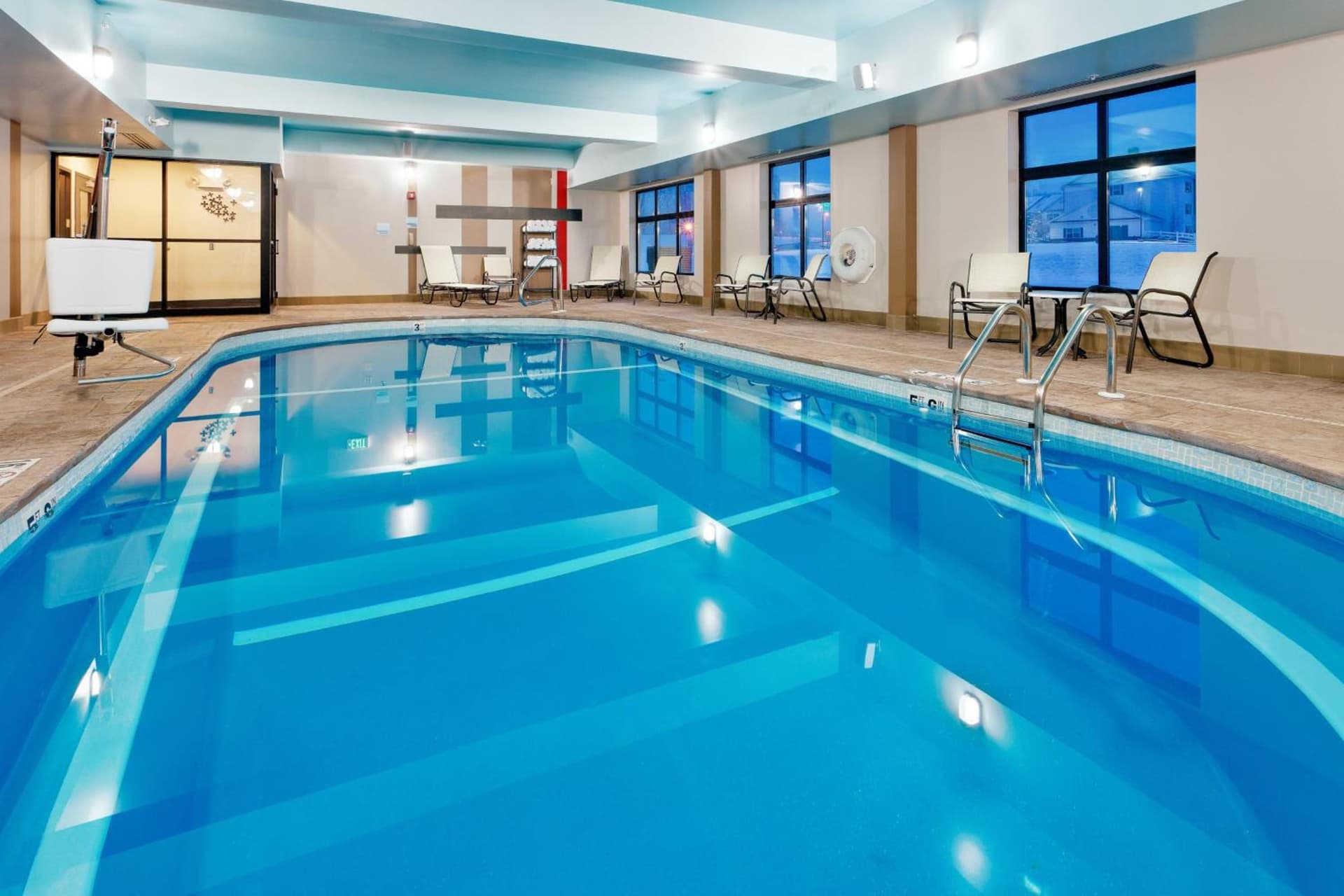 Holiday Inn Express & Suites Northeast by IHG gallery photo in York, PA — image 34
