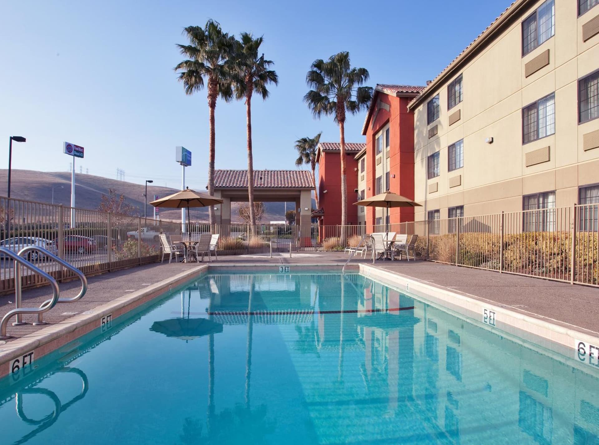 Holiday Inn Express Westley by IHG gallery photo in Westley, CA — image 38