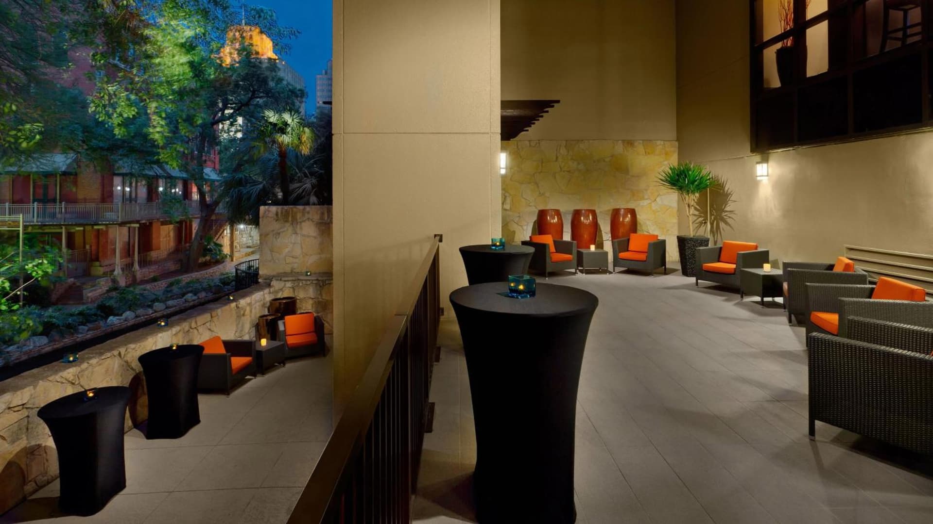 Holiday Inn San Antonio-Riverwalk by IHG gallery photo in San Antonio, TX — image 14