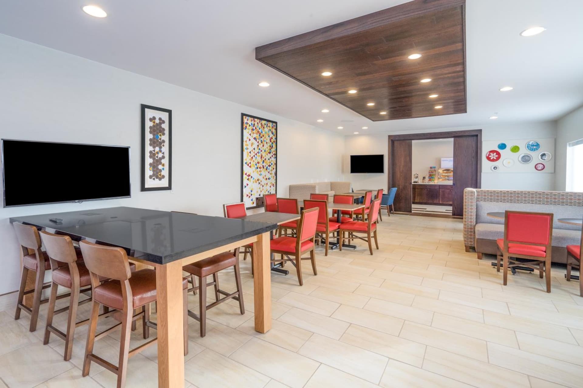 Holiday Inn Express Hotel Howe / Sturgis by IHG gallery photo in Howe, IN — image 7