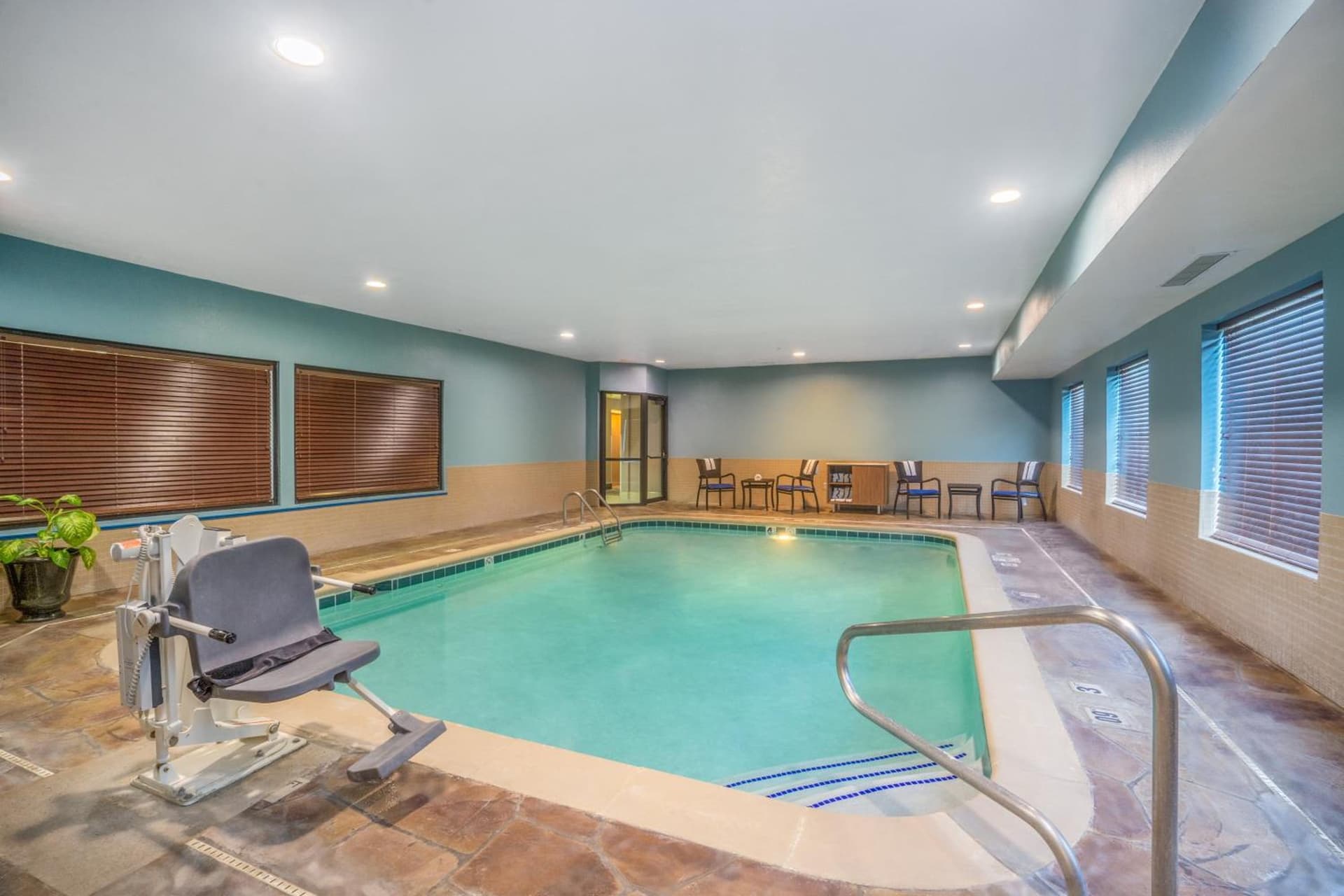 Holiday Inn Express Hotel Howe / Sturgis by IHG gallery photo in Howe, IN — image 18