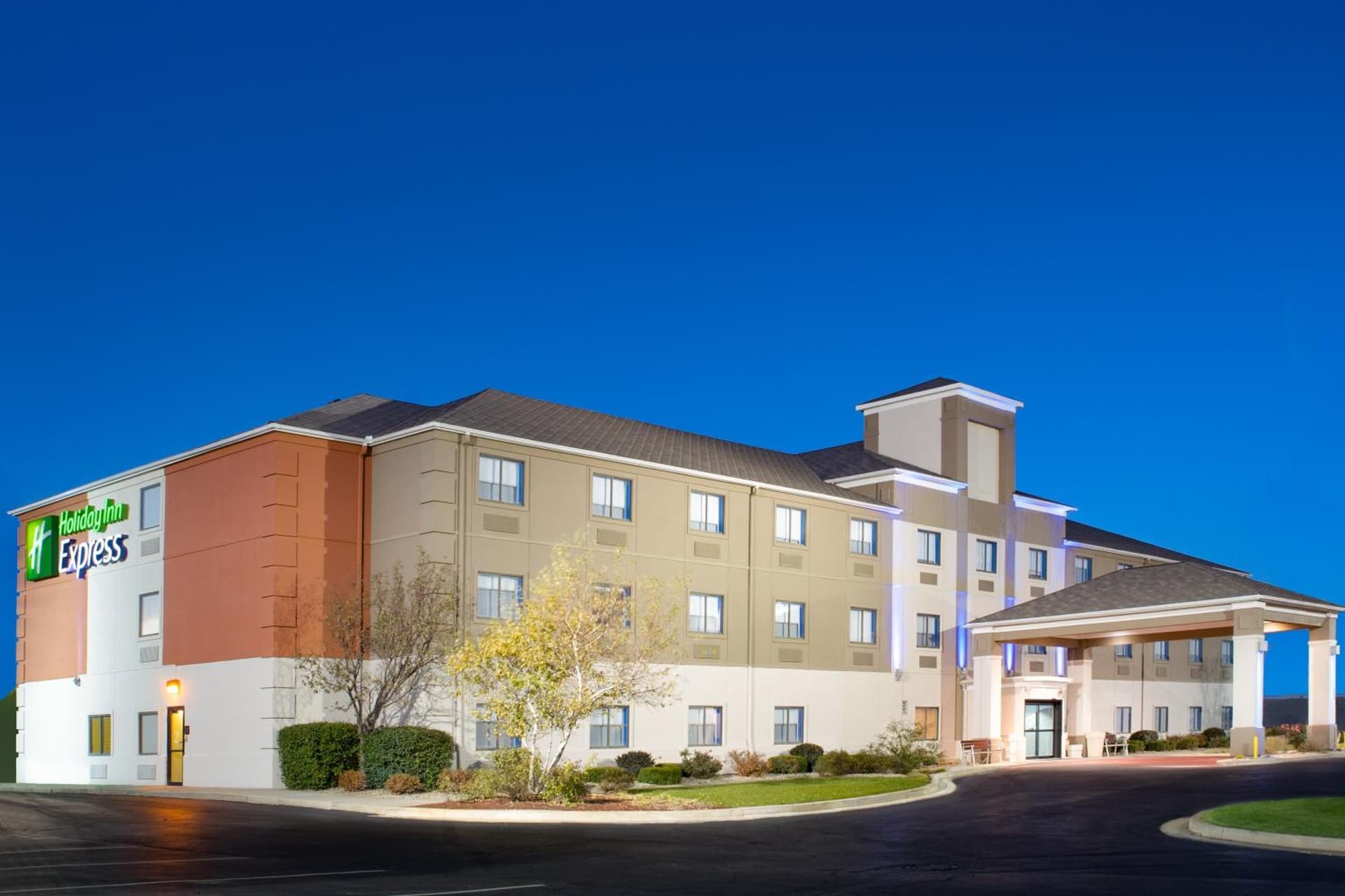 Holiday Inn Express Hotel Howe / Sturgis by IHG gallery photo in Howe, IN — image 10