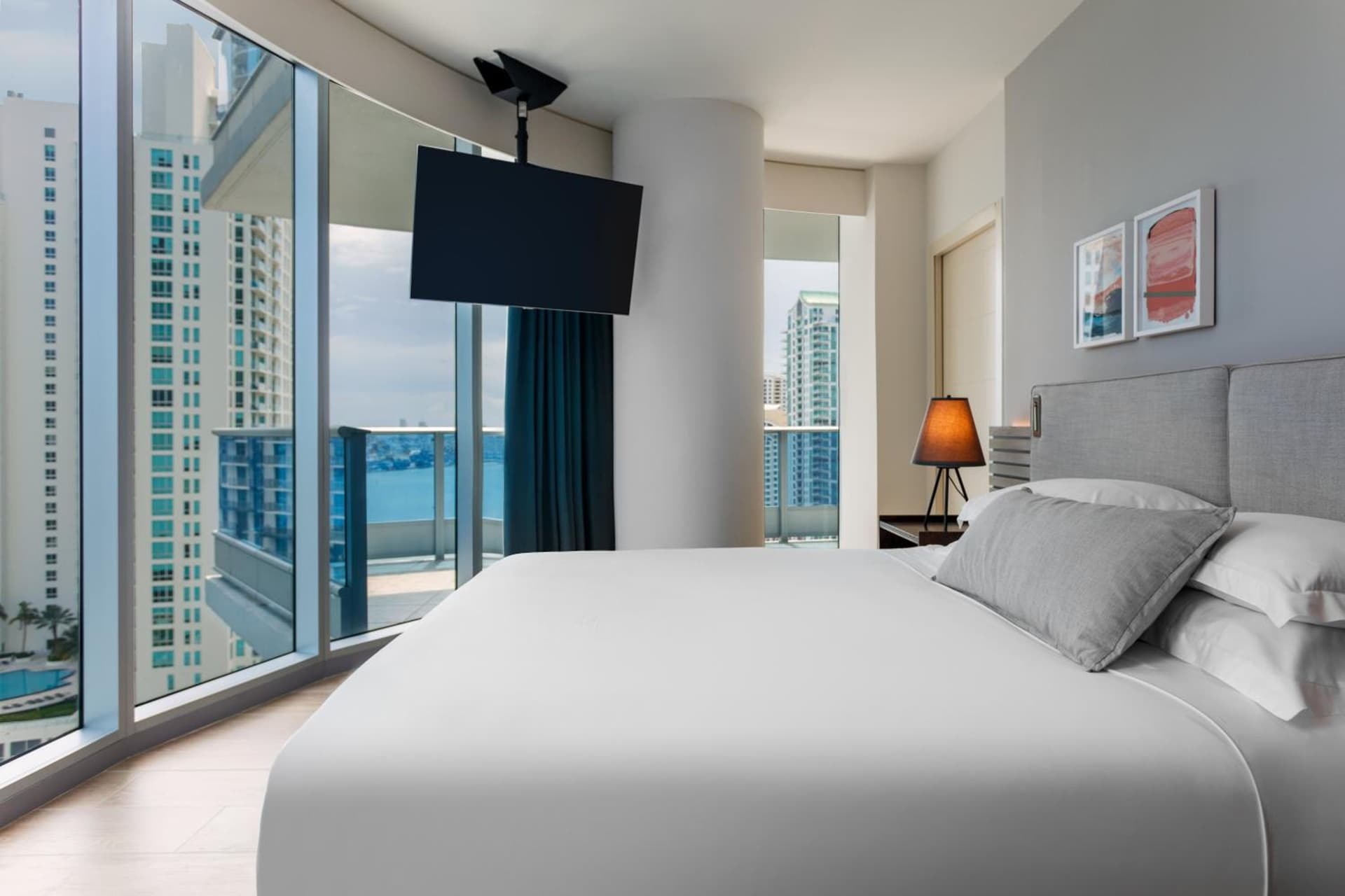 Kimpton EPIC Hotel by IHG gallery photo in Miami, FL — image 24
