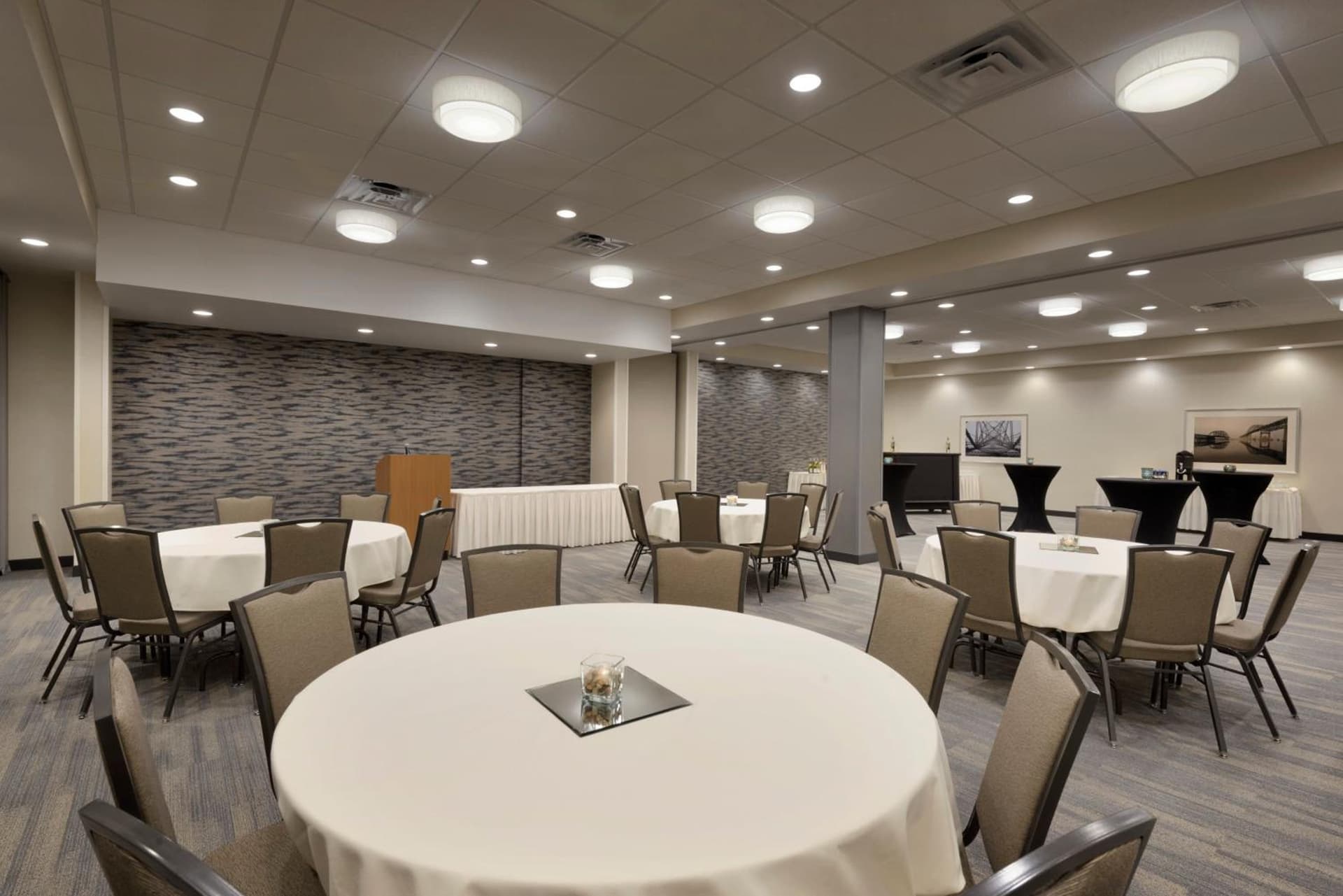 Holiday Inn & Suites Duluth-Downtown by IHG gallery photo in Duluth, MN — image 68