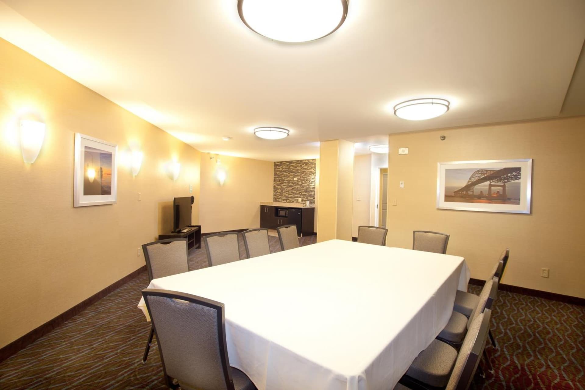 Holiday Inn & Suites Duluth-Downtown by IHG gallery photo in Duluth, MN — image 41