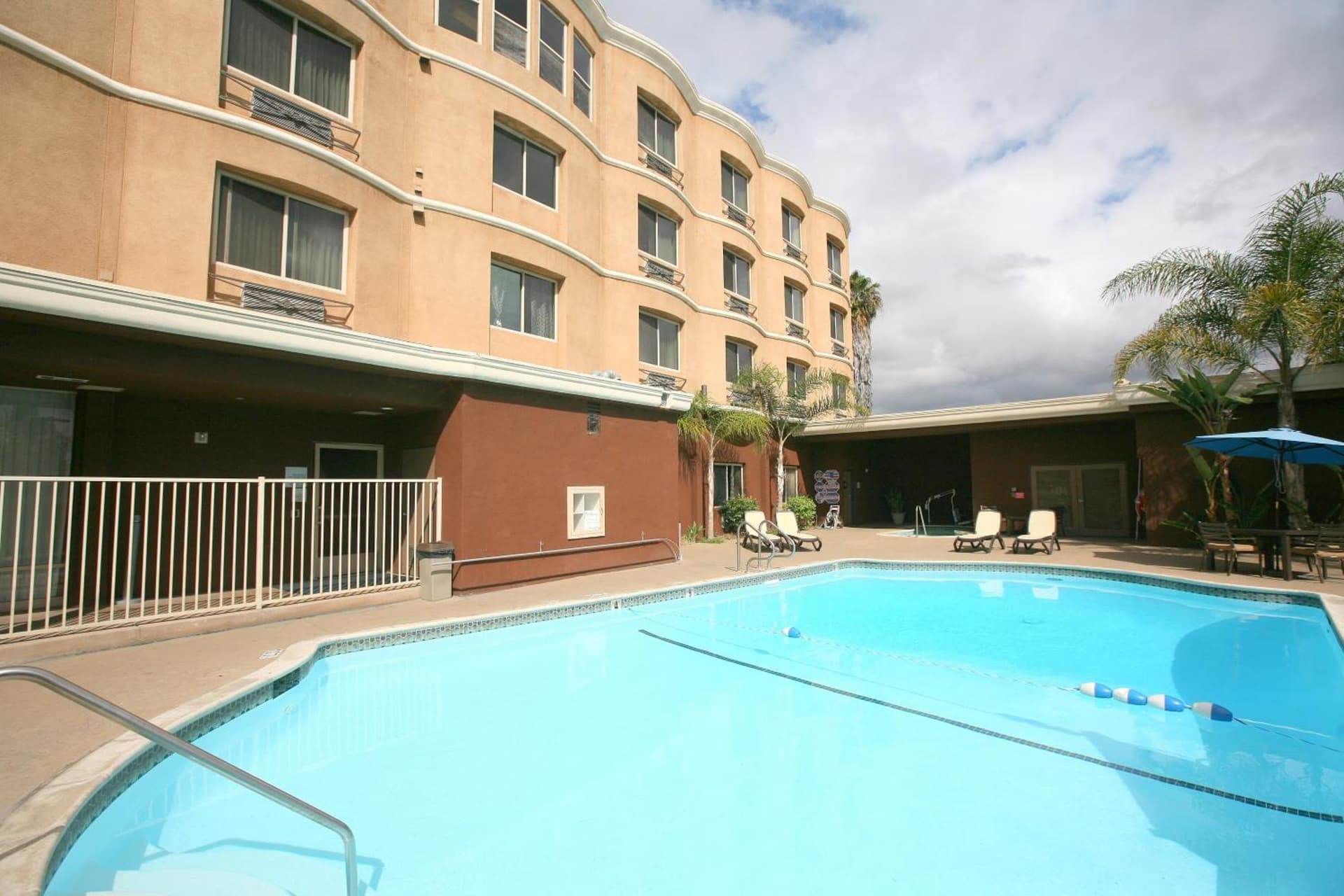 Holiday Inn Express San Diego South - Chula Vista by IHG gallery photo in Chula Vista, CA — image 28