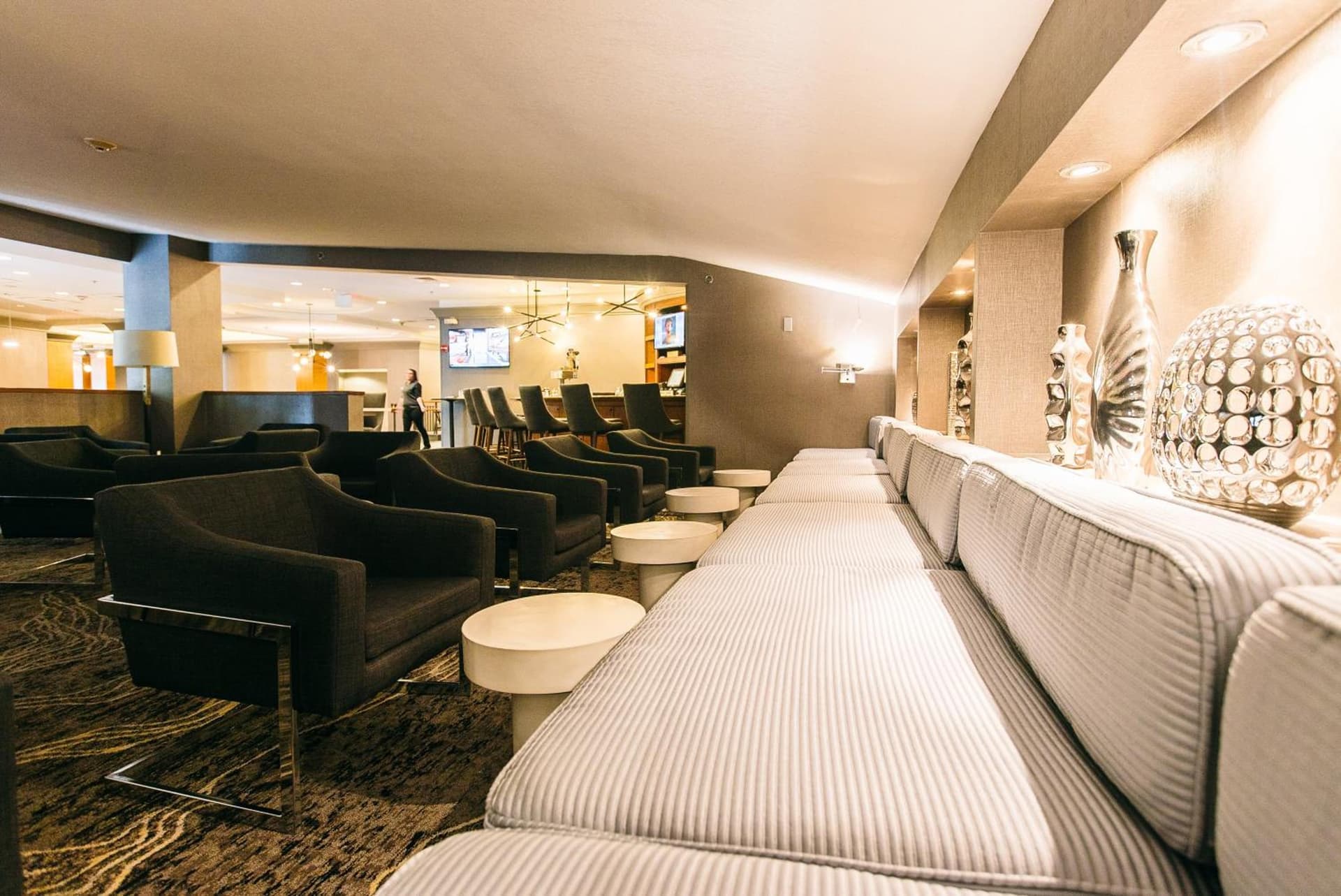 Crowne Plaza Hotel Harrisburg-Hershey by IHG interior in Harrisburg, PA — gallery photo 2