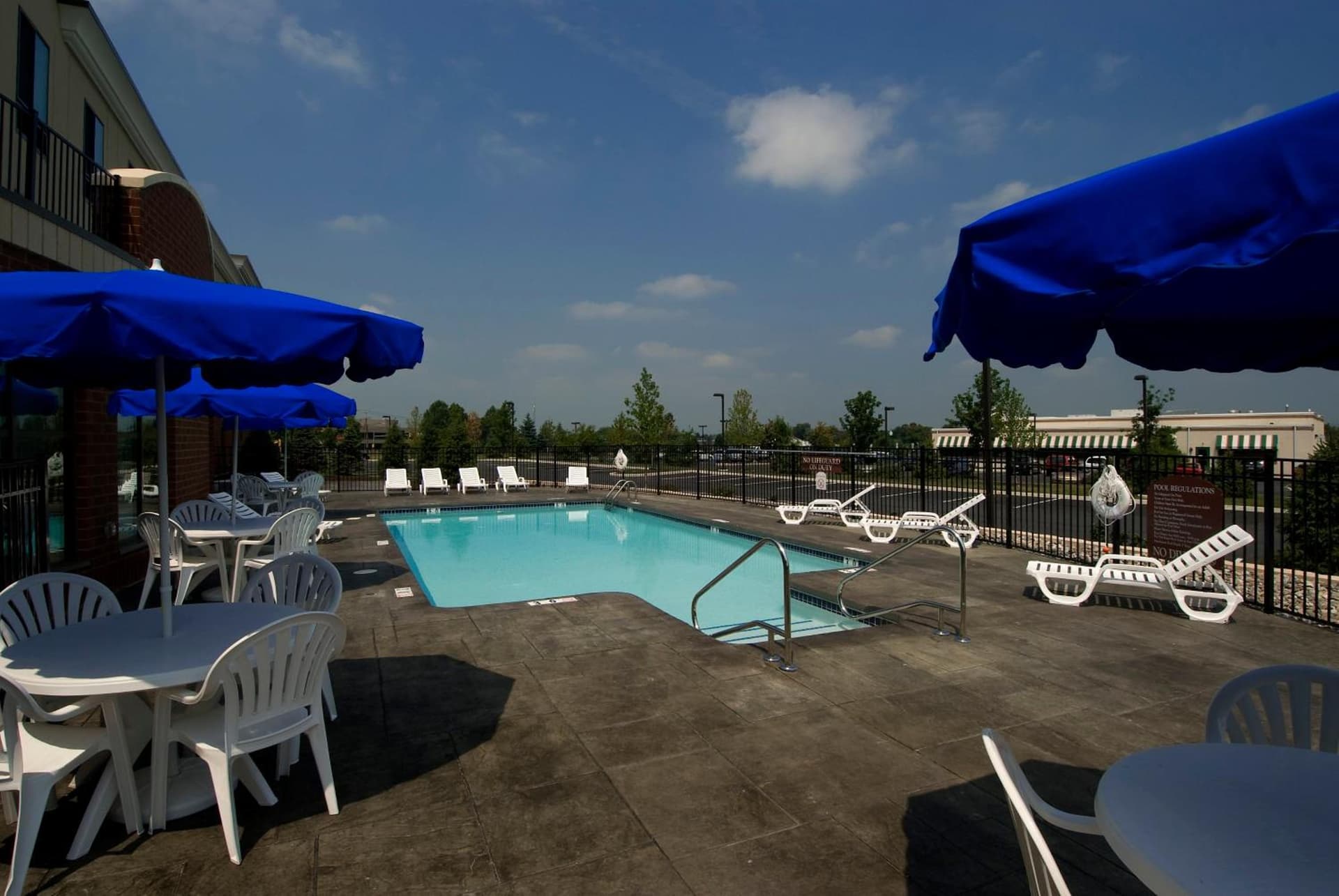 Holiday Inn Express & Suites Bethlehem Airport-Allentown Area gallery photo in Bethlehem, PA — image 39