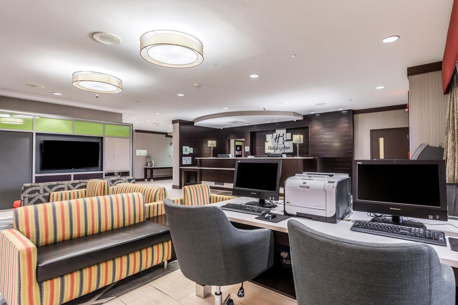 Holiday Inn - Indianapolis Downtown by IHG interior in Indianapolis, IN — gallery photo 2