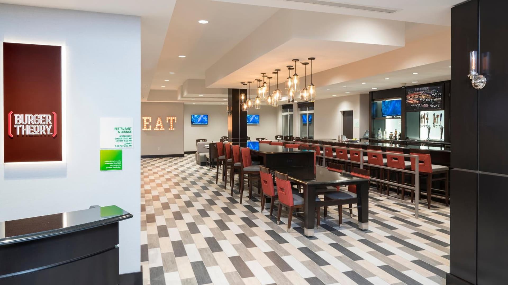 Holiday Inn Indianapolis Airport by IHG gallery photo in Indianapolis, IN — image 37