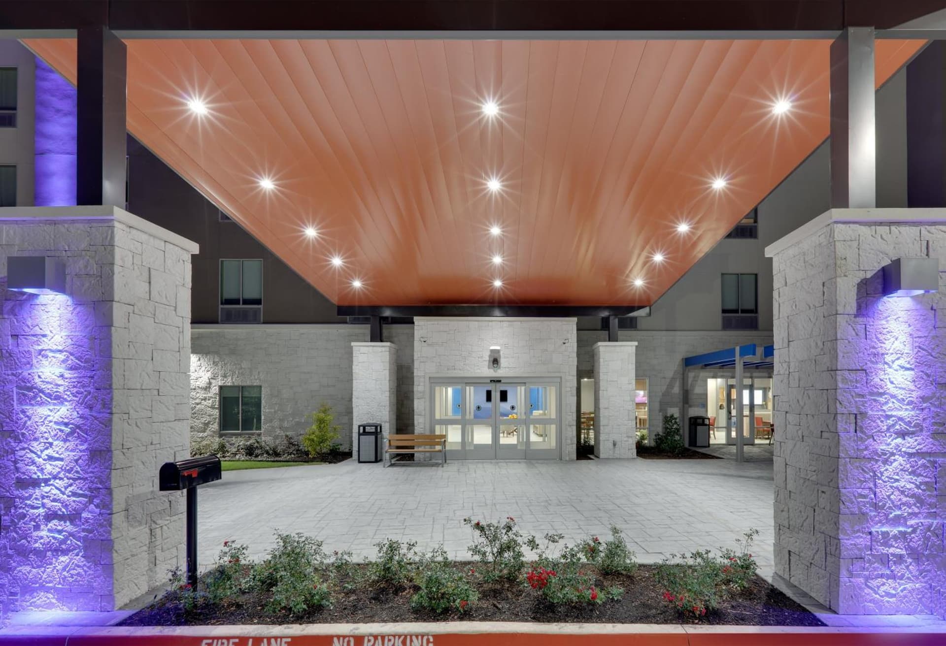 Holiday Inn Express & Suites - Plano - The Colony by IHG gallery photo in The Colony, TX — image 10