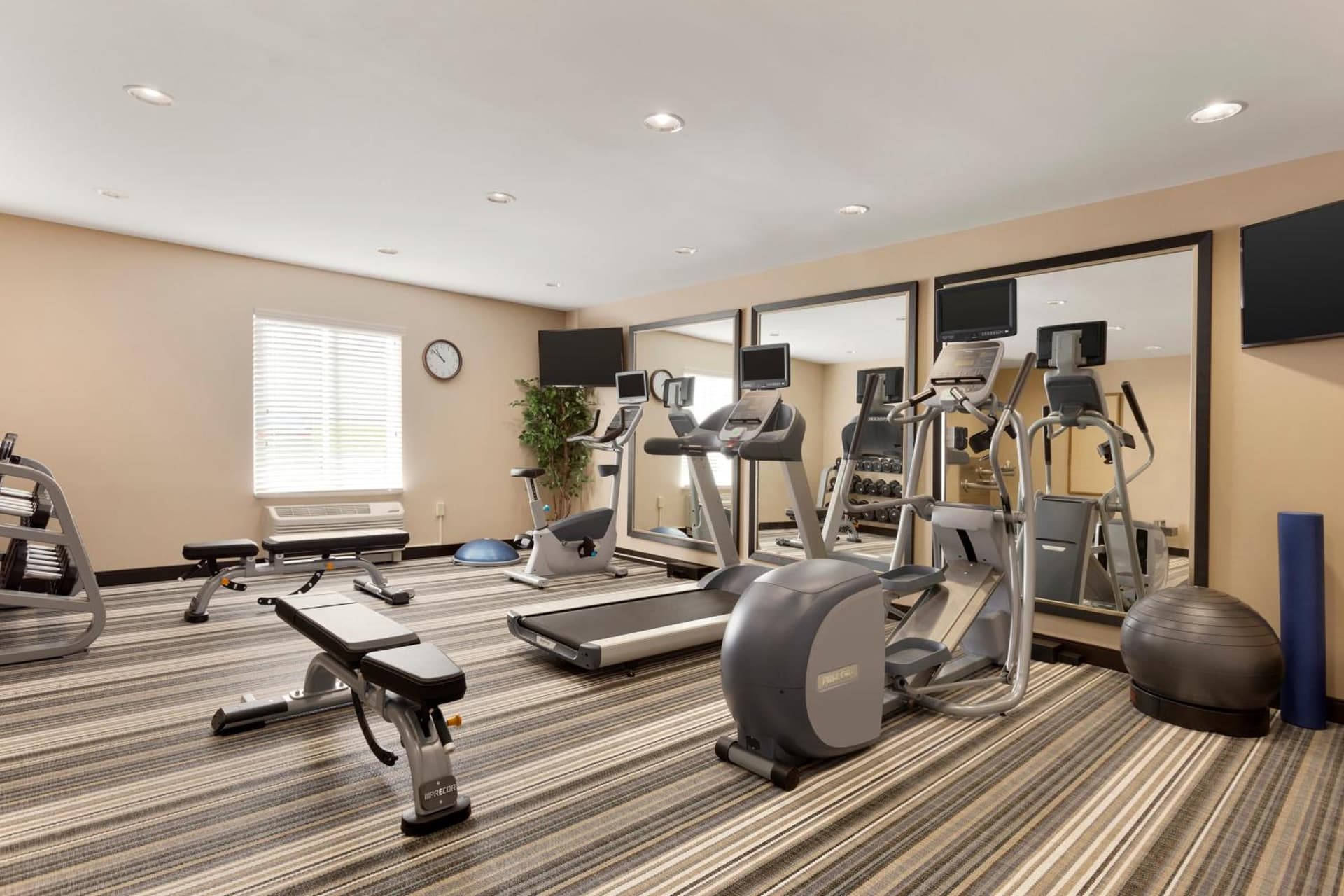 Candlewood Suites Vestal - Binghamton by IHG gallery photo in Vestal — image 21