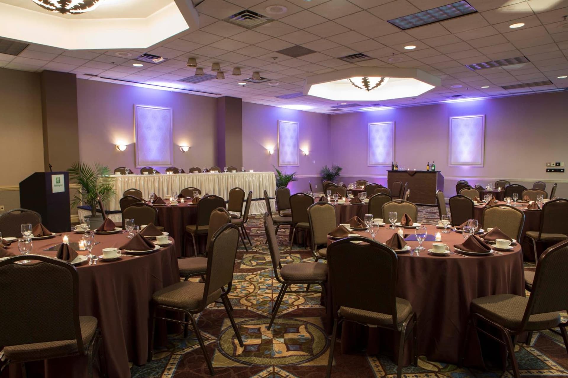 Holiday Inn Binghamton-Downtown Hawley Street by IHG property views in Binghamton, NY — gallery photo 3