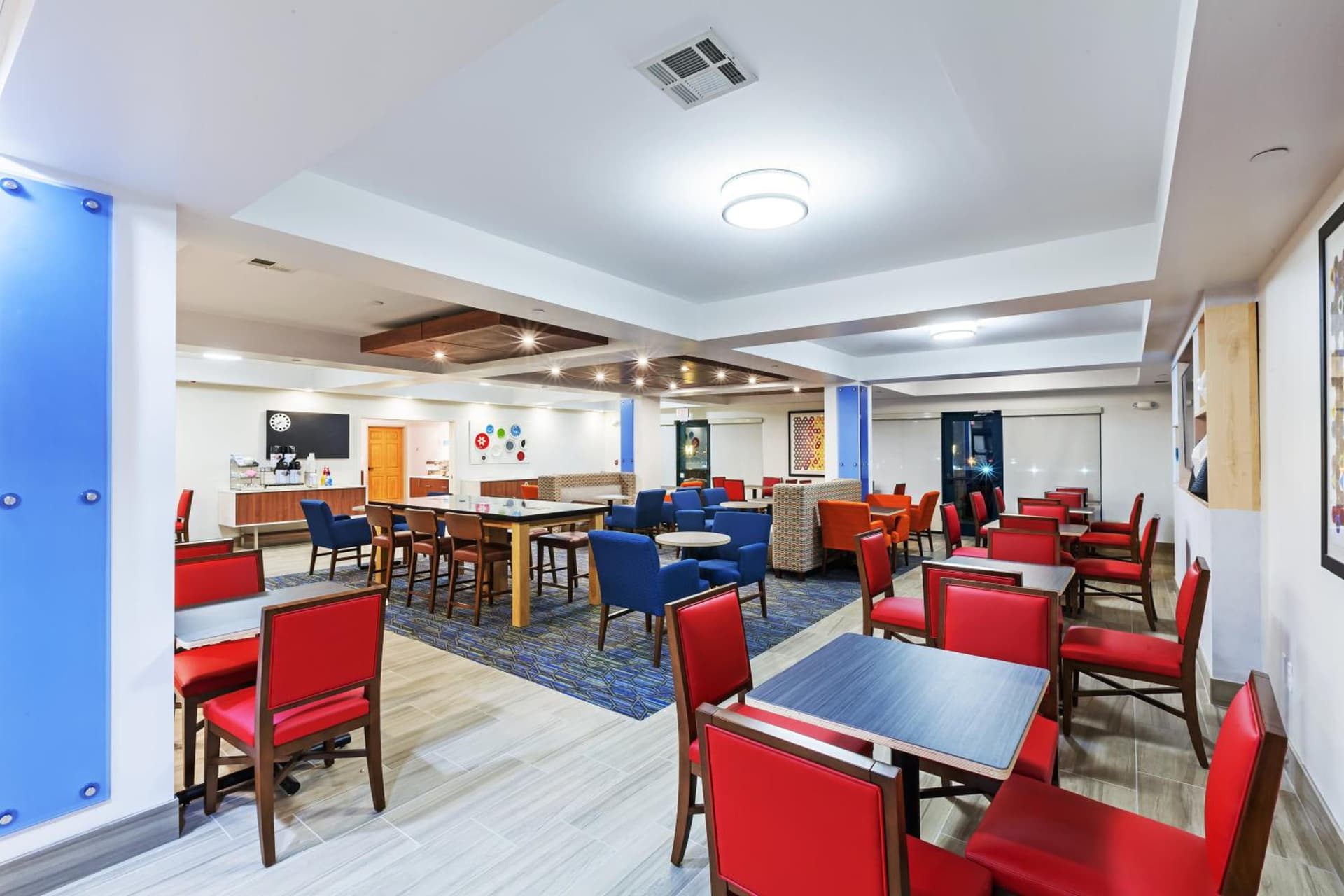 Holiday Inn Express & Suites Tulsa S Broken Arrow Hwy 51 by IHG gallery photo in Broken Arrow, OK — image 6