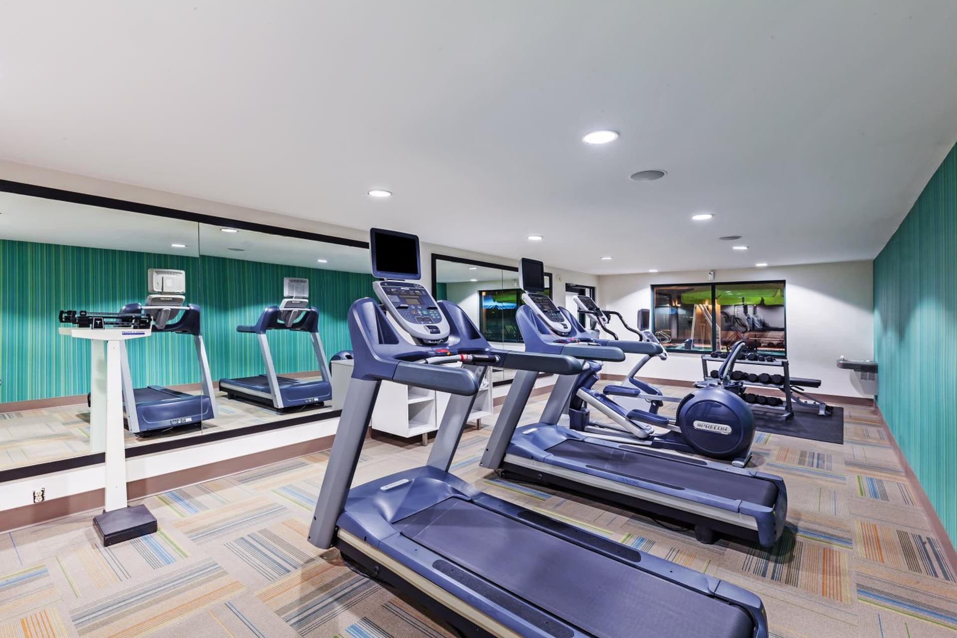 Holiday Inn Express & Suites Tulsa S Broken Arrow Hwy 51 by IHG gallery photo in Broken Arrow, OK — image 4