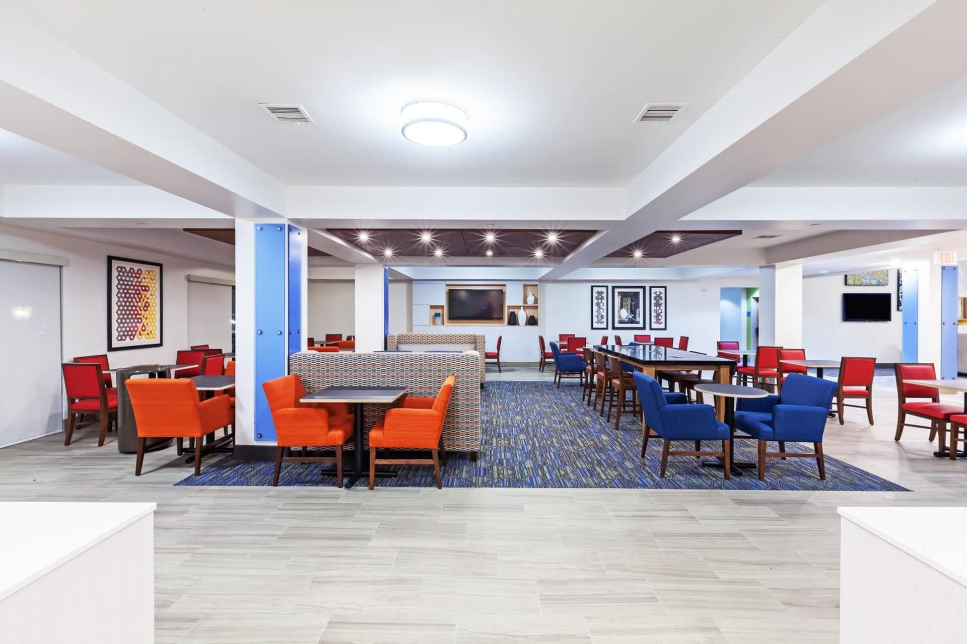 Holiday Inn Express & Suites Tulsa S Broken Arrow Hwy 51 by IHG gallery photo in Broken Arrow, OK — image 25