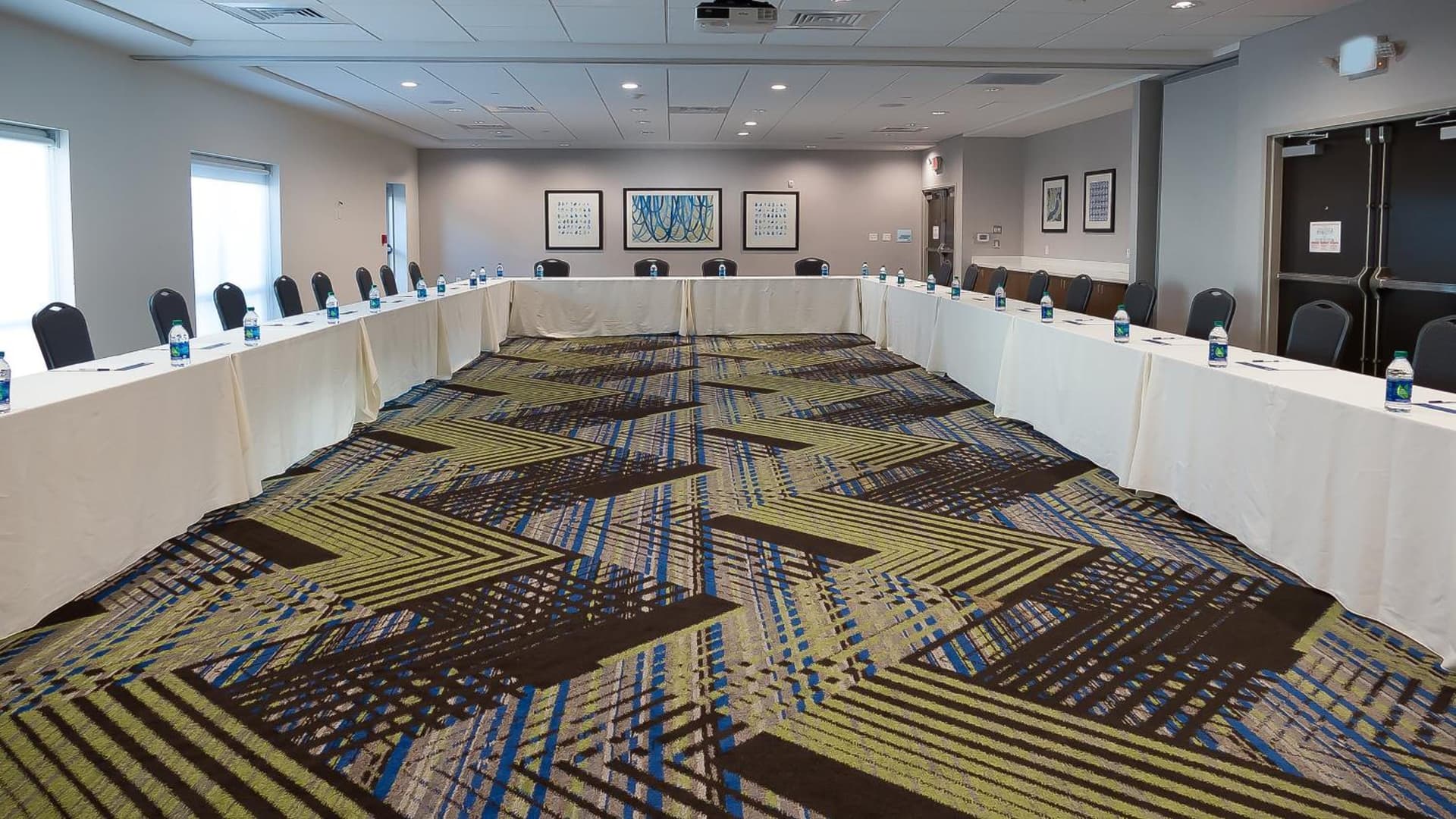 Holiday Inn Express & Suites - Tampa East - Ybor City by IHG gallery photo in Tampa, FL — image 19