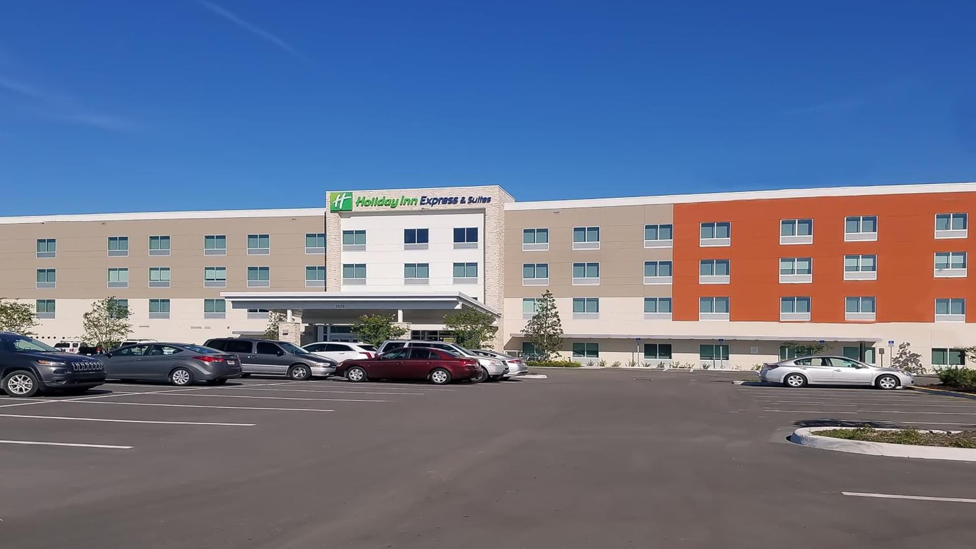 Holiday Inn Express & Suites - Tampa East - Ybor City by IHG gallery photo in Tampa, FL — image 5