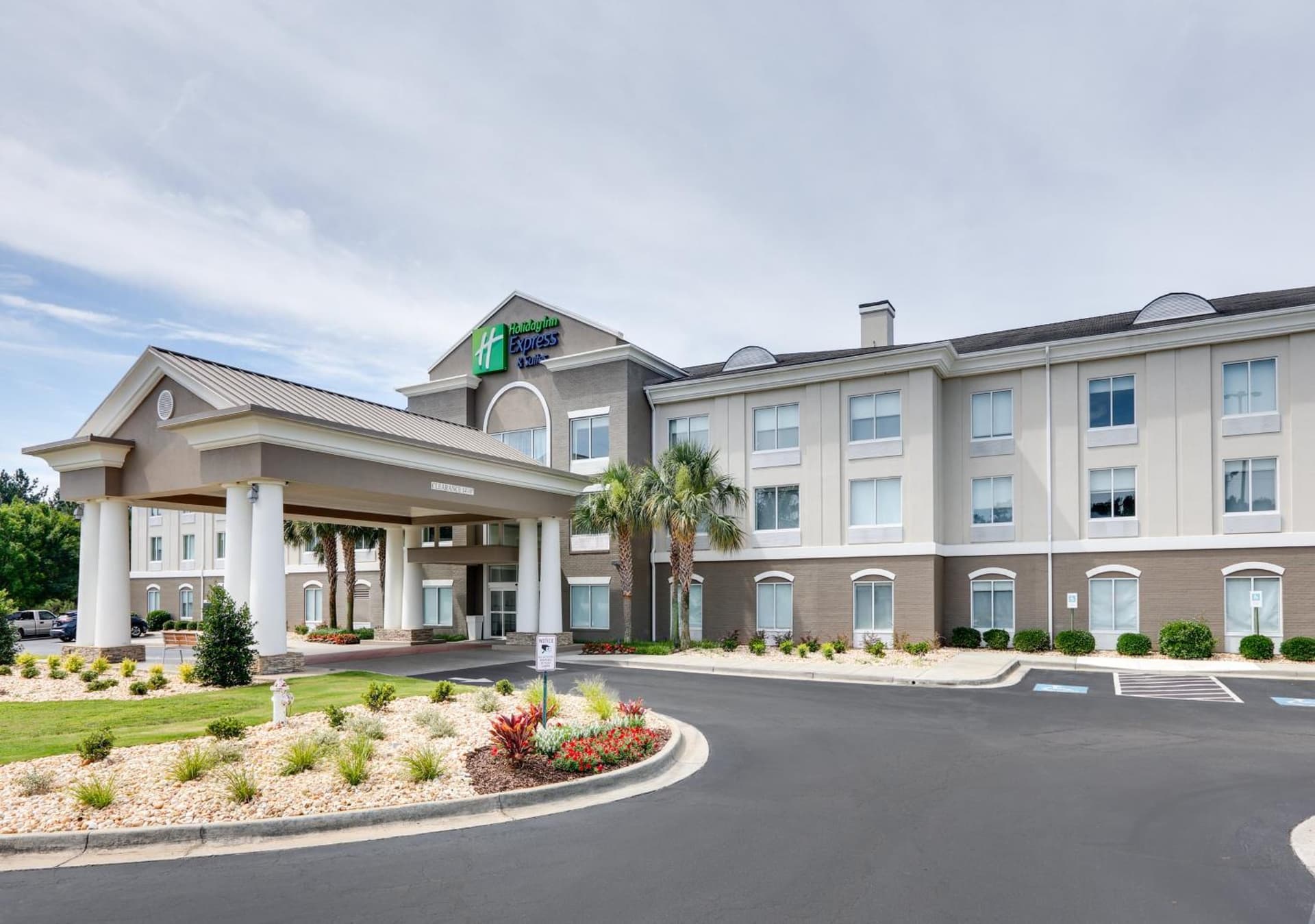 Holiday Inn Express Hotel & Suites Dublin by IHG featured exterior or lobby in Dublin, GA — similar hotel