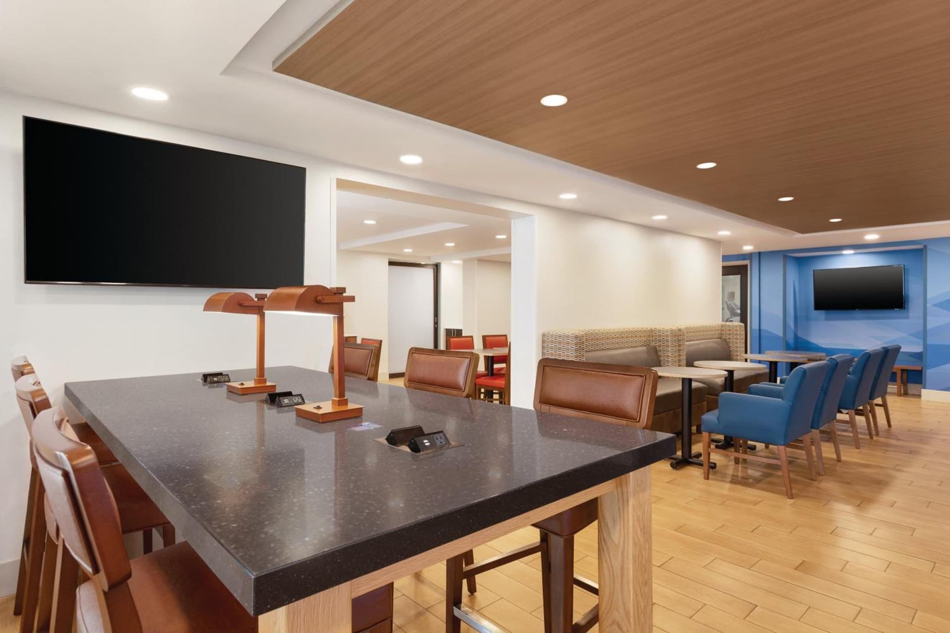 Holiday Inn Express Hartford South - Rocky Hill by IHG gallery photo in Rocky Hill — image 11