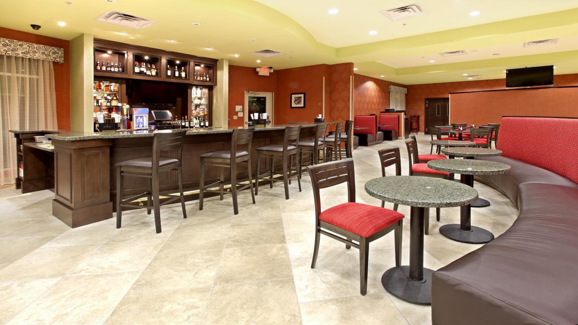 Holiday Inn Garland by IHG gallery photo in Garland, TX — image 16