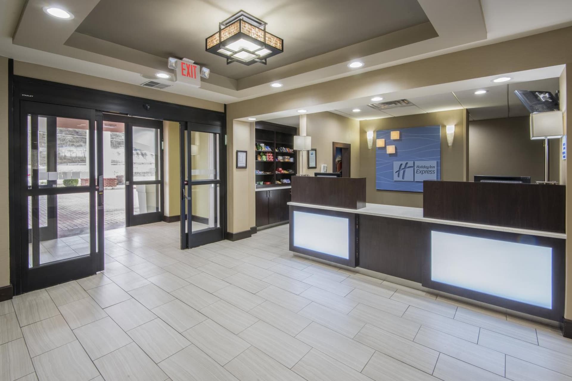 Holiday Inn Express Hotel & Suites Ashland by IHG gallery photo in Ashland, KY — image 6
