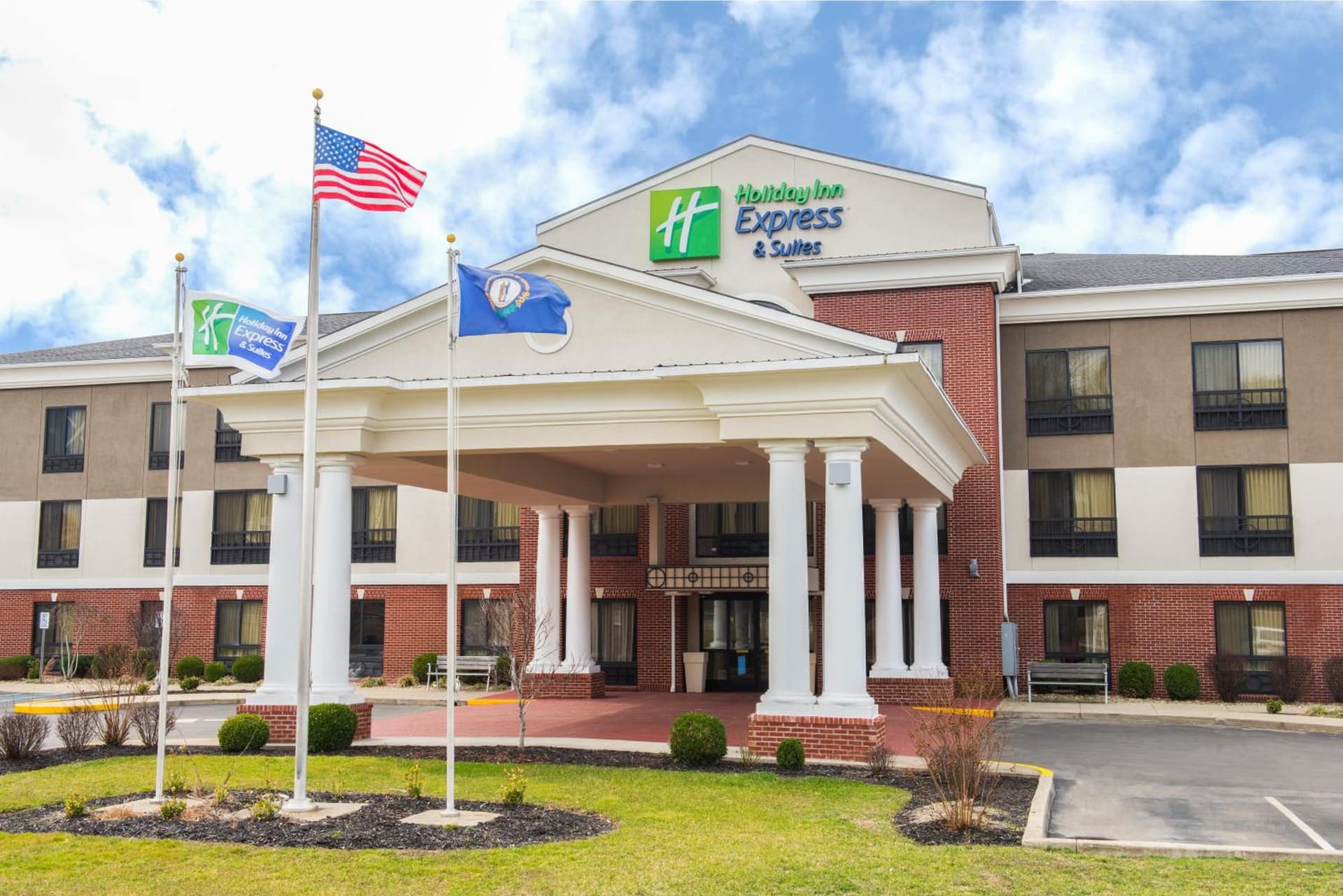 Holiday Inn Express Hotel & Suites Ashland by IHG featured exterior or lobby in Ashland, KY — similar hotel