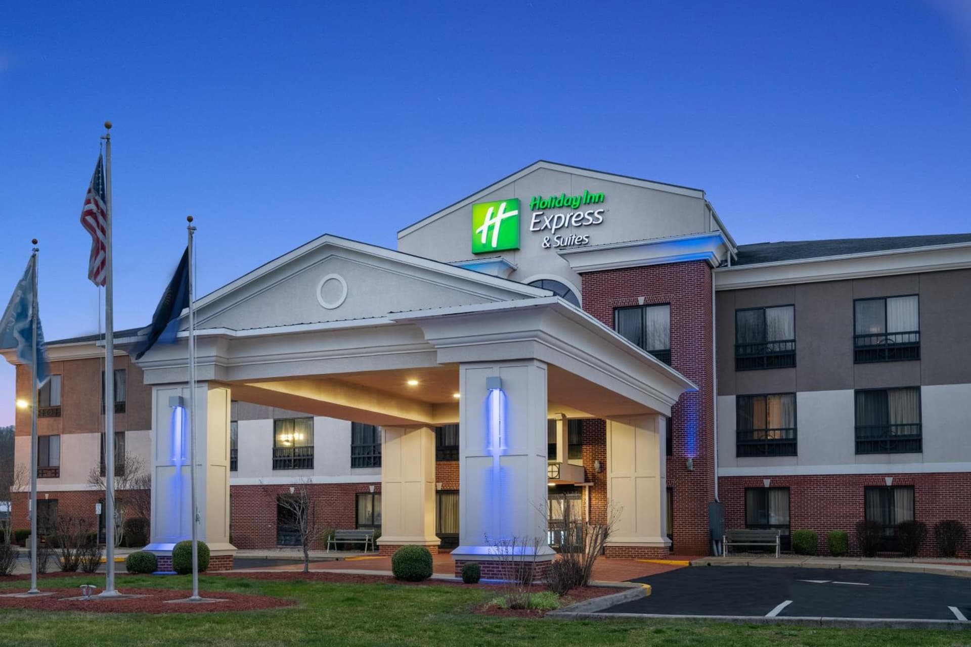 Holiday Inn Express Hotel & Suites Ashland by IHG gallery photo in Ashland, KY — image 7