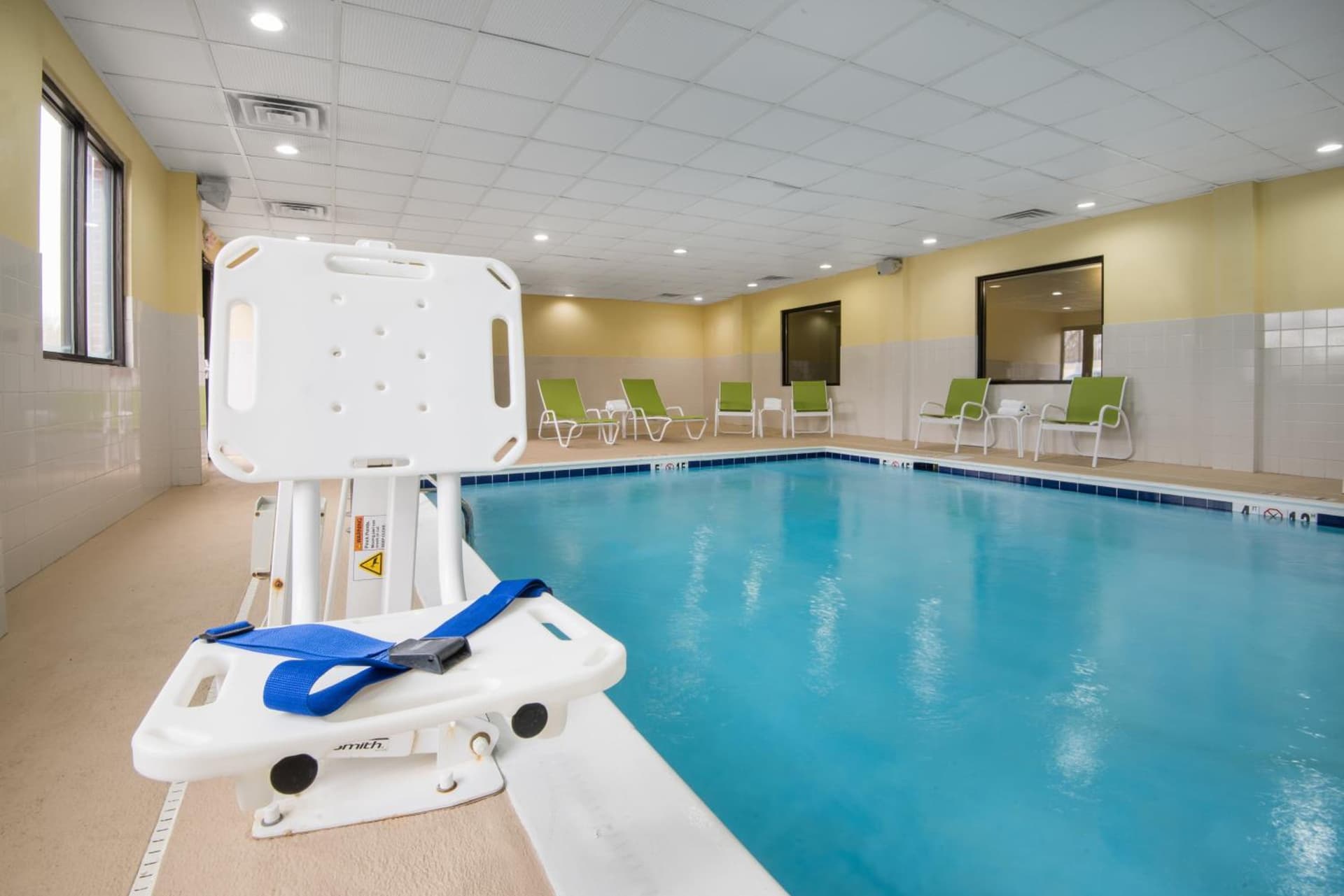 Holiday Inn Express Hotel & Suites Ashland by IHG gallery photo in Ashland, KY — image 9