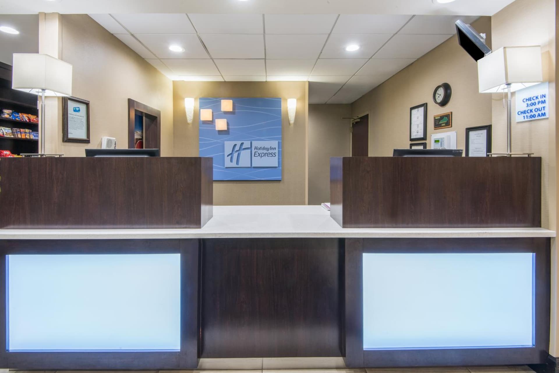 Holiday Inn Express Hotel & Suites Ashland by IHG gallery photo in Ashland, KY — image 22