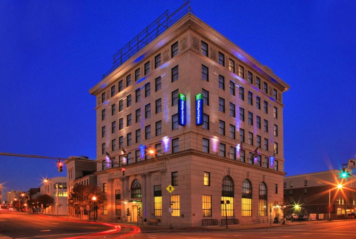 Holiday Inn Express Baltimore-Downtown, an IHG Hotel exterior or lobby in Baltimore, MD — main listing photo