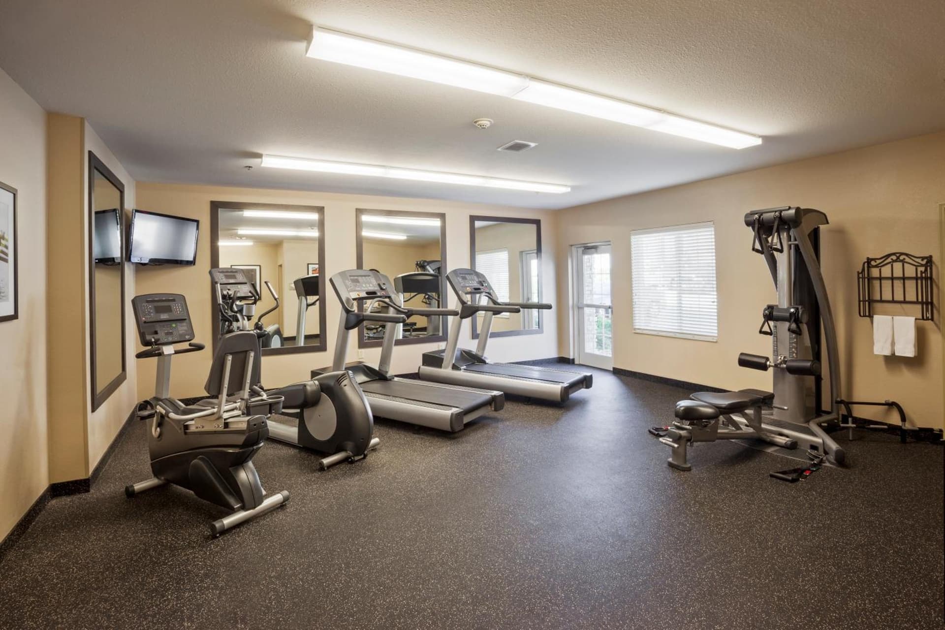 Candlewood Suites Oklahoma City - Bricktown by IHG gallery photo in Oklahoma City, OK — image 6
