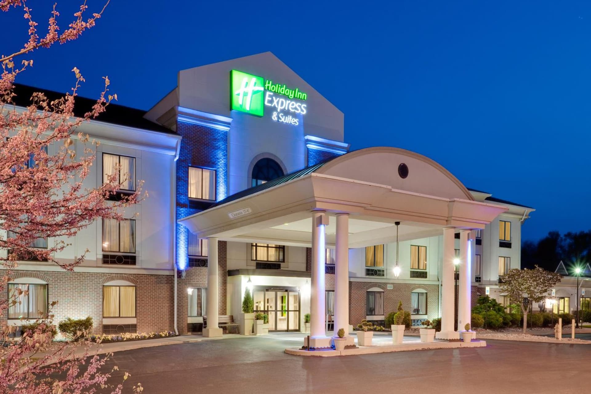 Holiday Inn Express Hotel & Suites Easton by IHG featured exterior or lobby in Easton, PA — similar hotel