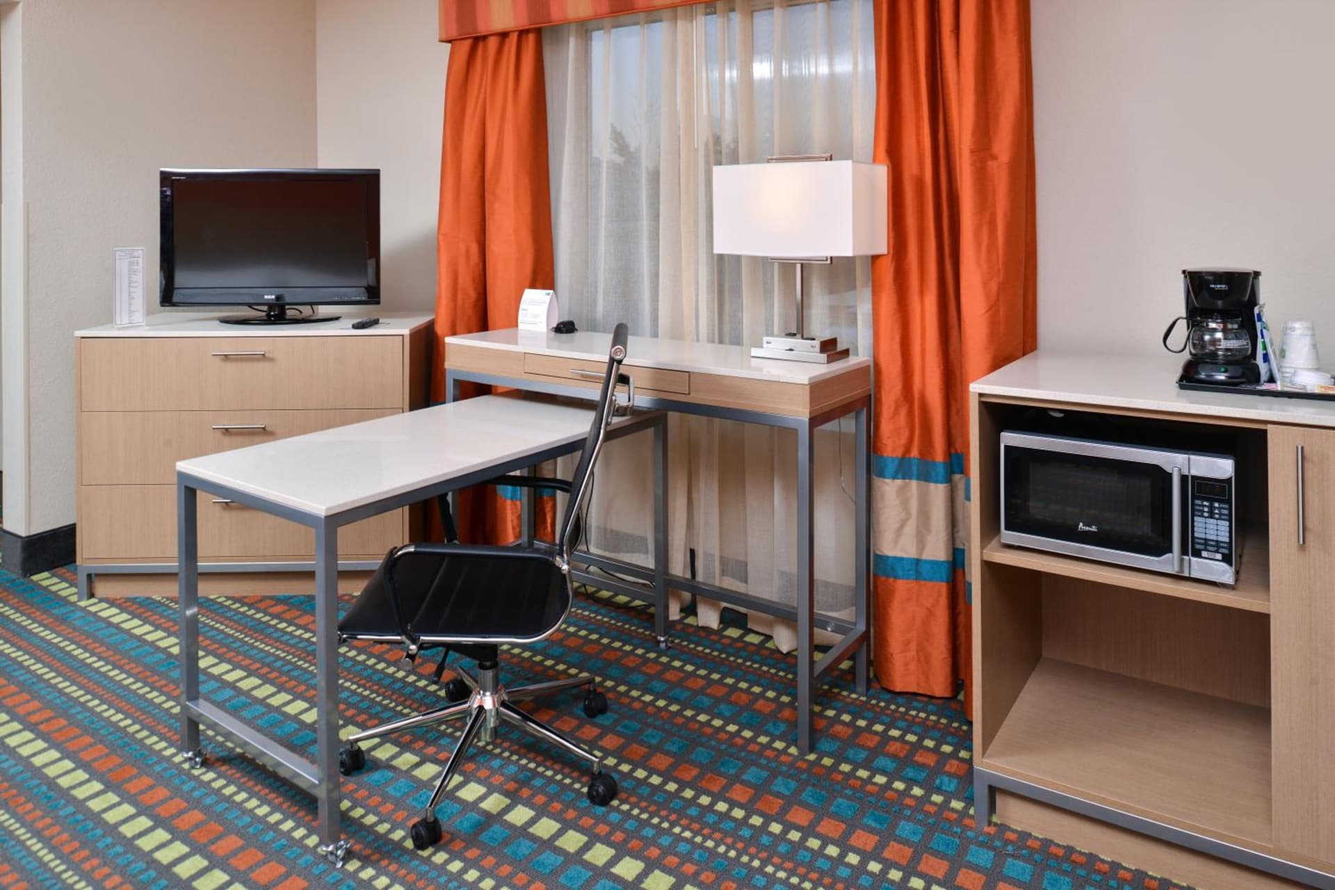 Holiday Inn Express Albuquerque N - Bernalillo by IHG gallery photo in Bernalillo, NM — image 6
