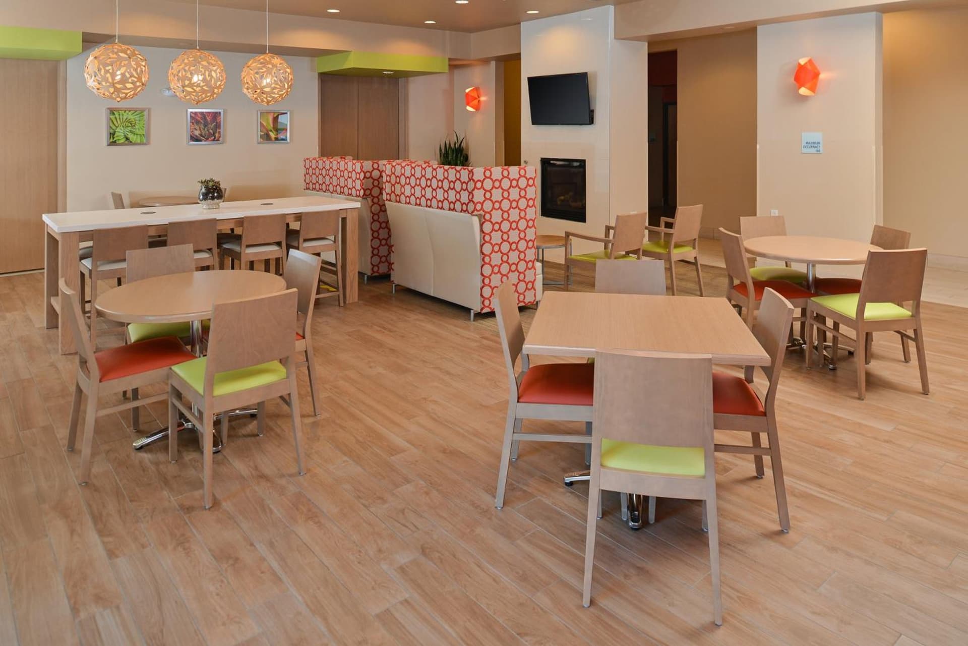 Holiday Inn Express Albuquerque N - Bernalillo by IHG gallery photo in Bernalillo, NM — image 40
