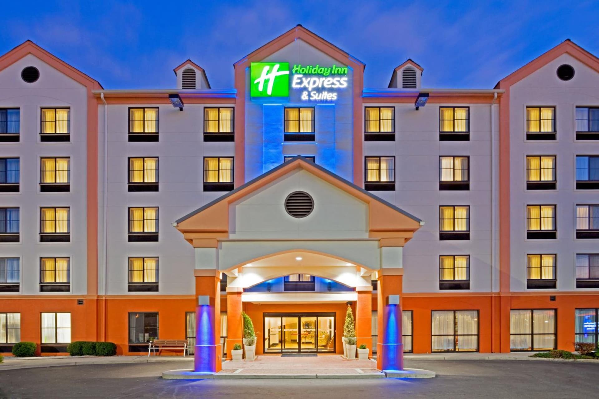 Holiday Inn Express Hotel & Suites Meadowlands Area by IHG gallery photo in Carlstadt, NJ — image 20