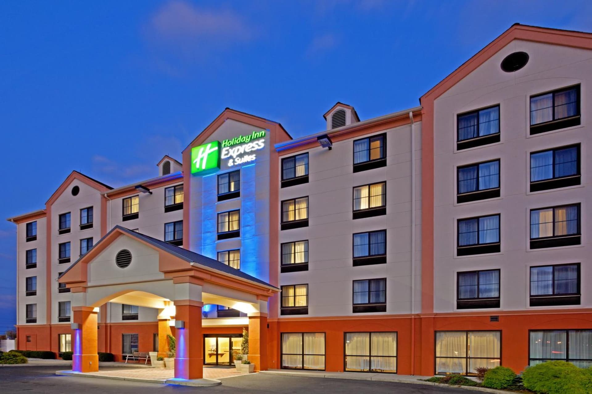 Holiday Inn Express Hotel & Suites Meadowlands Area by IHG gallery photo in Carlstadt, NJ — image 40
