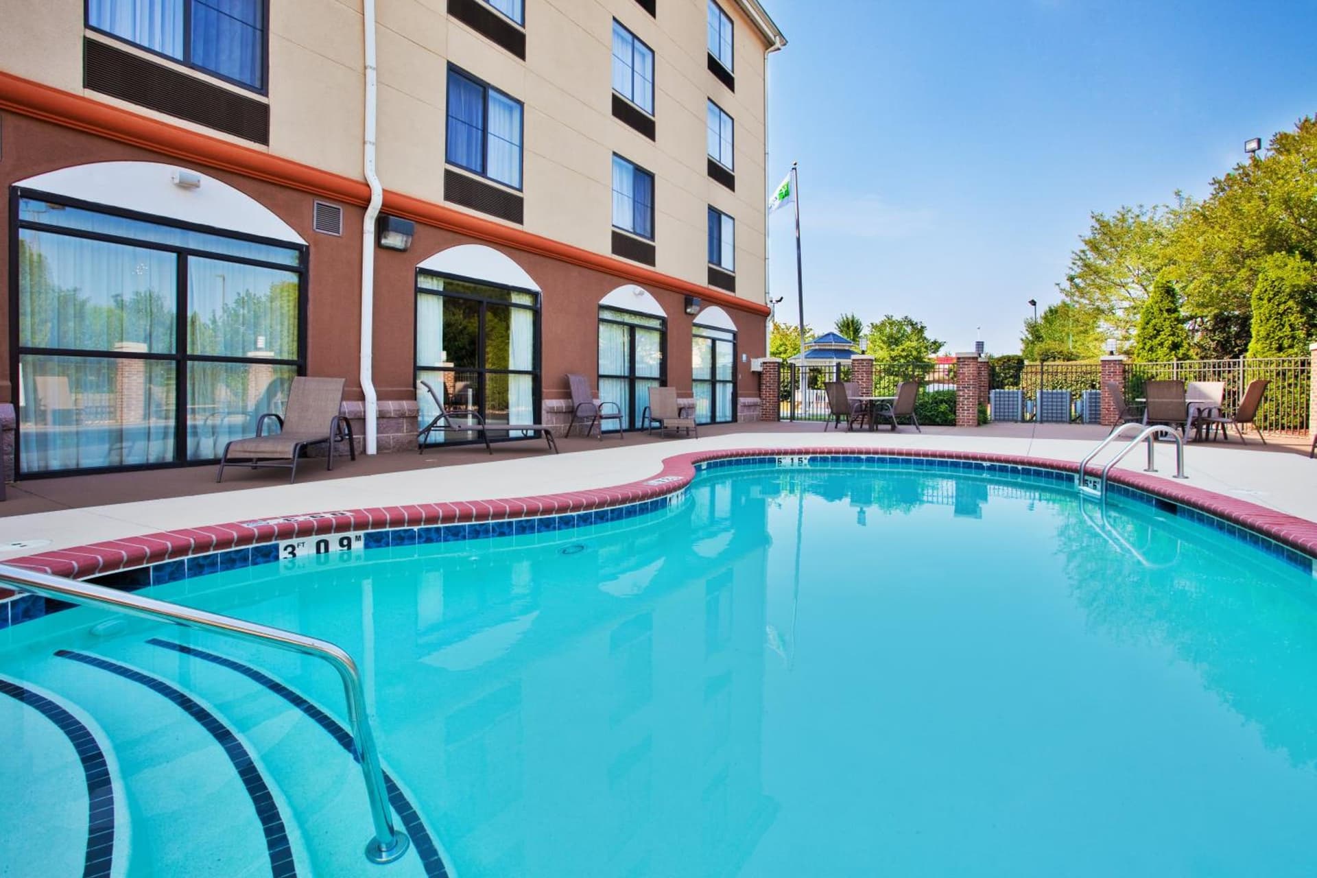 Holiday Inn Express & Suites Charlotte-Concord-I-85 by IHG gallery photo in Concord, NC — image 17