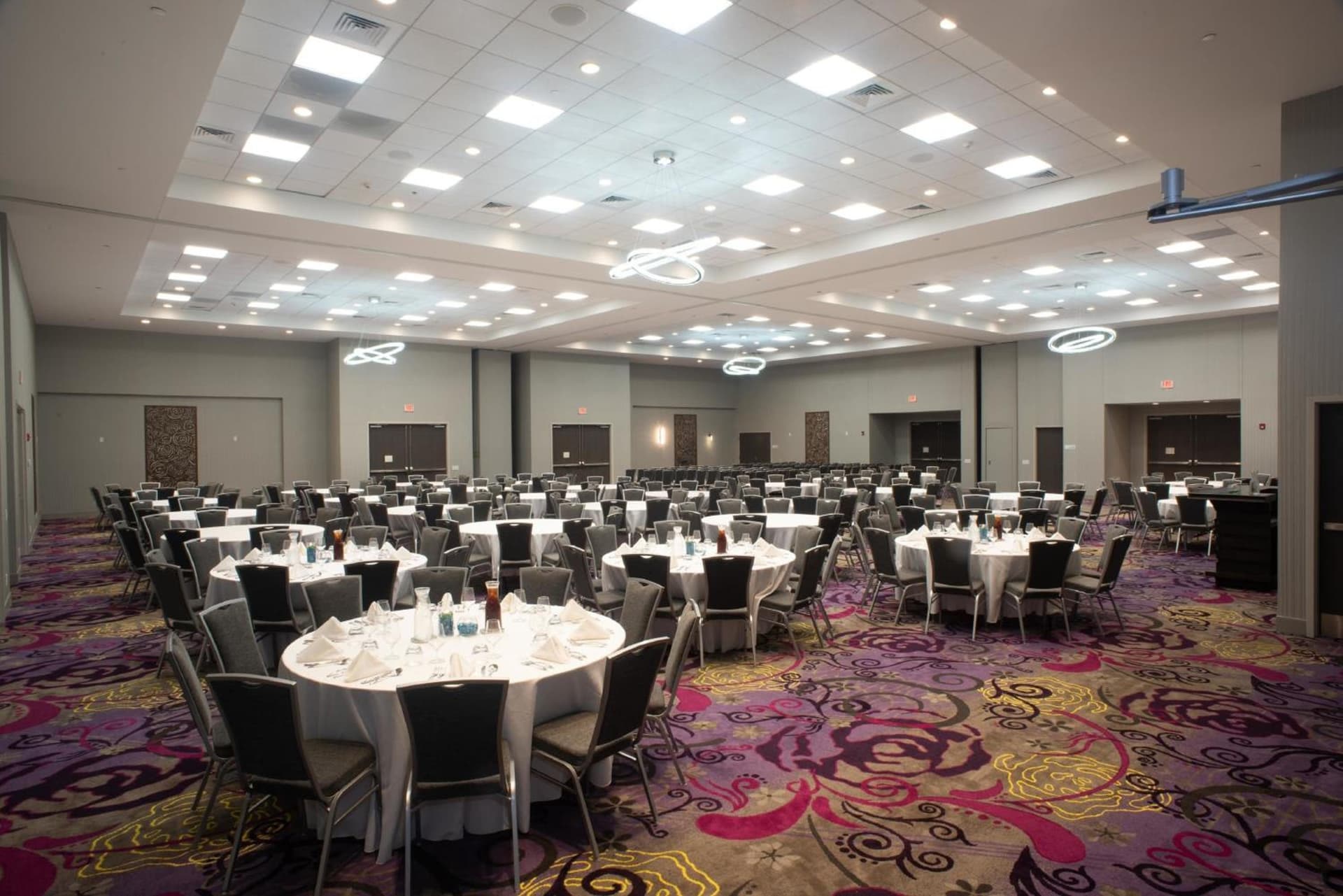 Holiday Inn Hotel & Suites - Joliet Southwest by IHG gallery photo in Joliet, IL — image 8