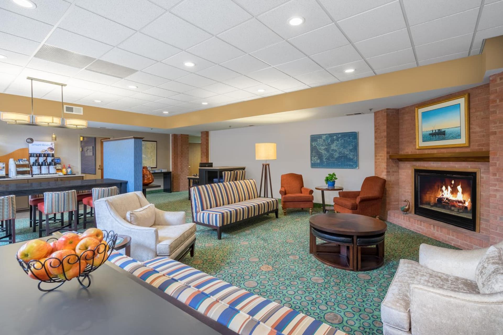 Holiday Inn Express Cambridge by IHG interior in Cambridge, MD — gallery photo 2