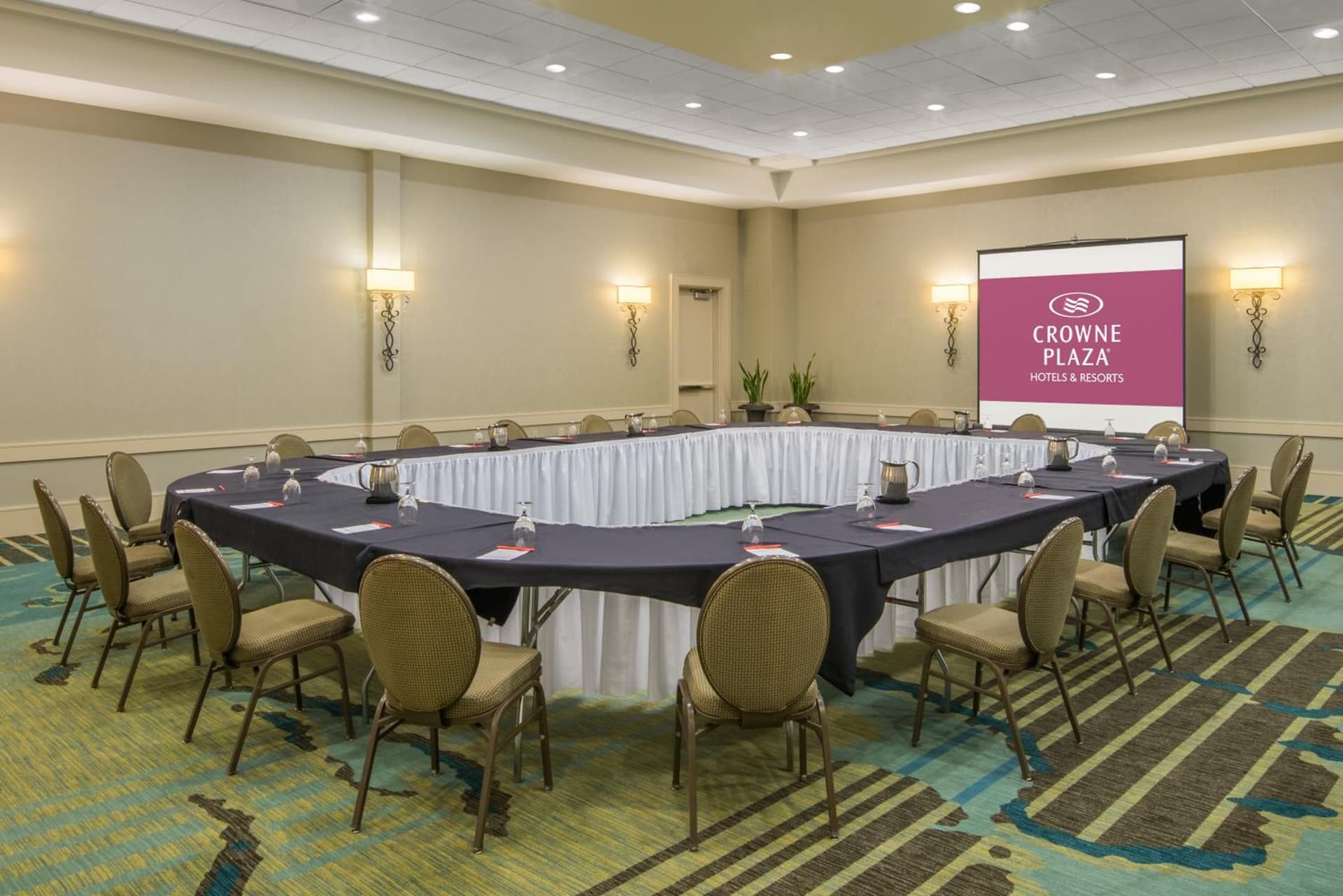 Crowne Plaza Charleston by IHG gallery photo in Charleston, SC — image 34