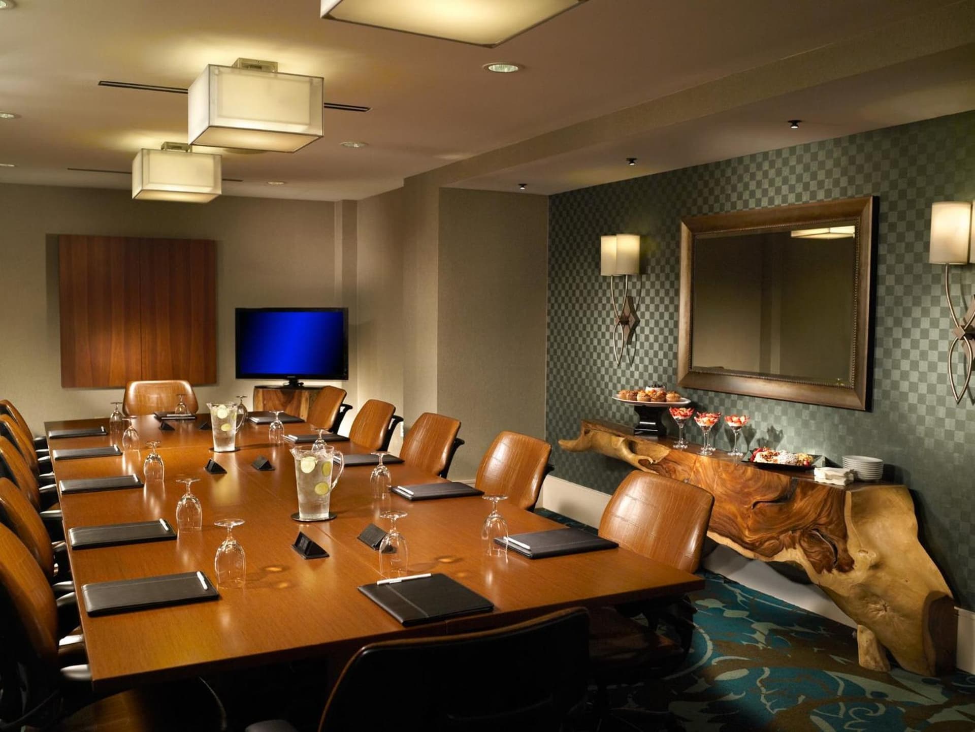 Crowne Plaza Charleston by IHG property views in Charleston, SC — gallery photo 3