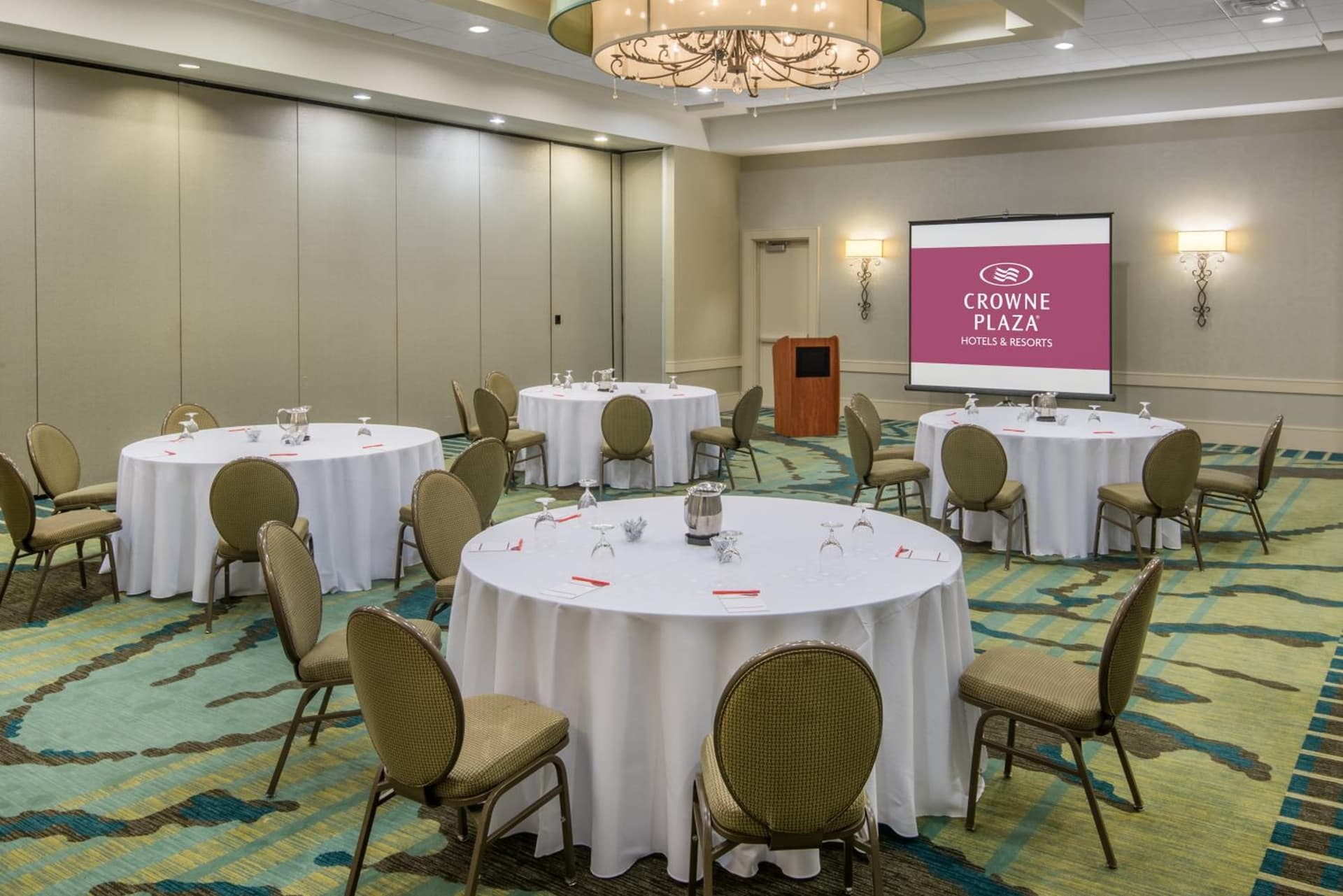 Crowne Plaza Charleston by IHG gallery photo in Charleston, SC — image 79