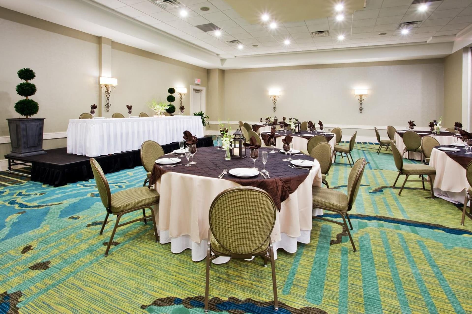 Crowne Plaza Charleston by IHG gallery photo in Charleston, SC — image 92