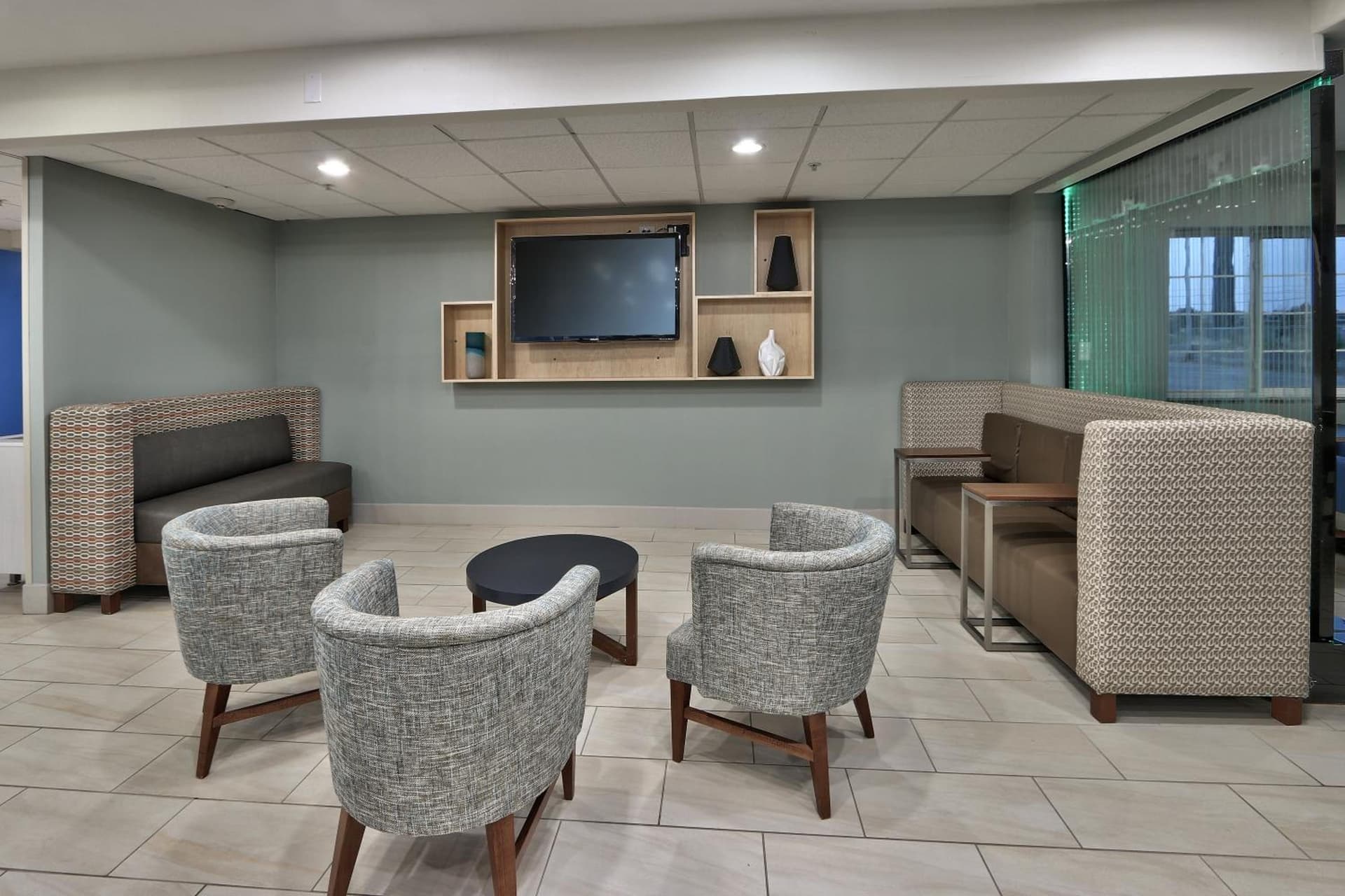 Holiday Inn Express Santa Rosa by IHG property views in Santa Rosa, NM — gallery photo 3